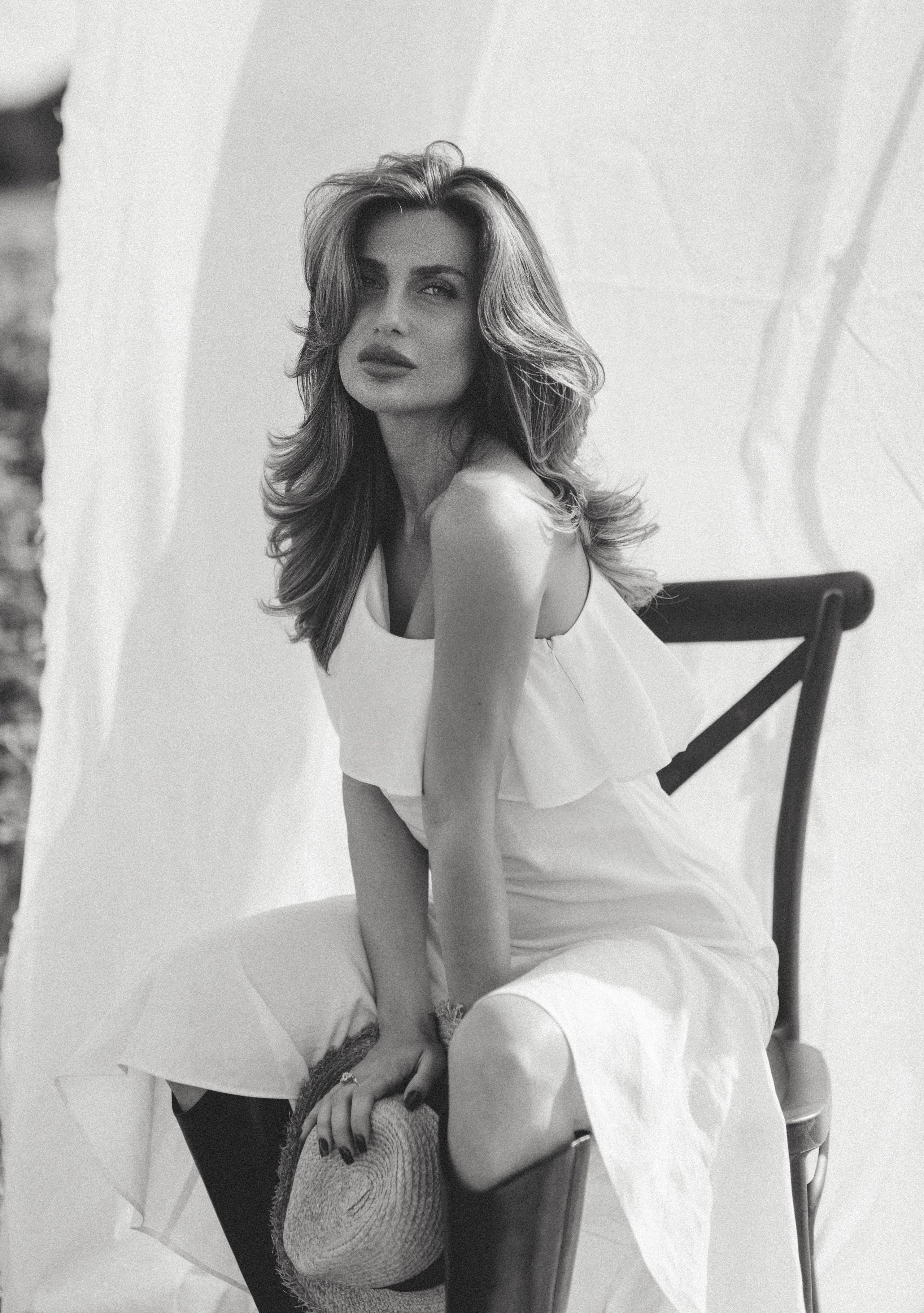 ბუნებაში. Female photographer Julia Kivi