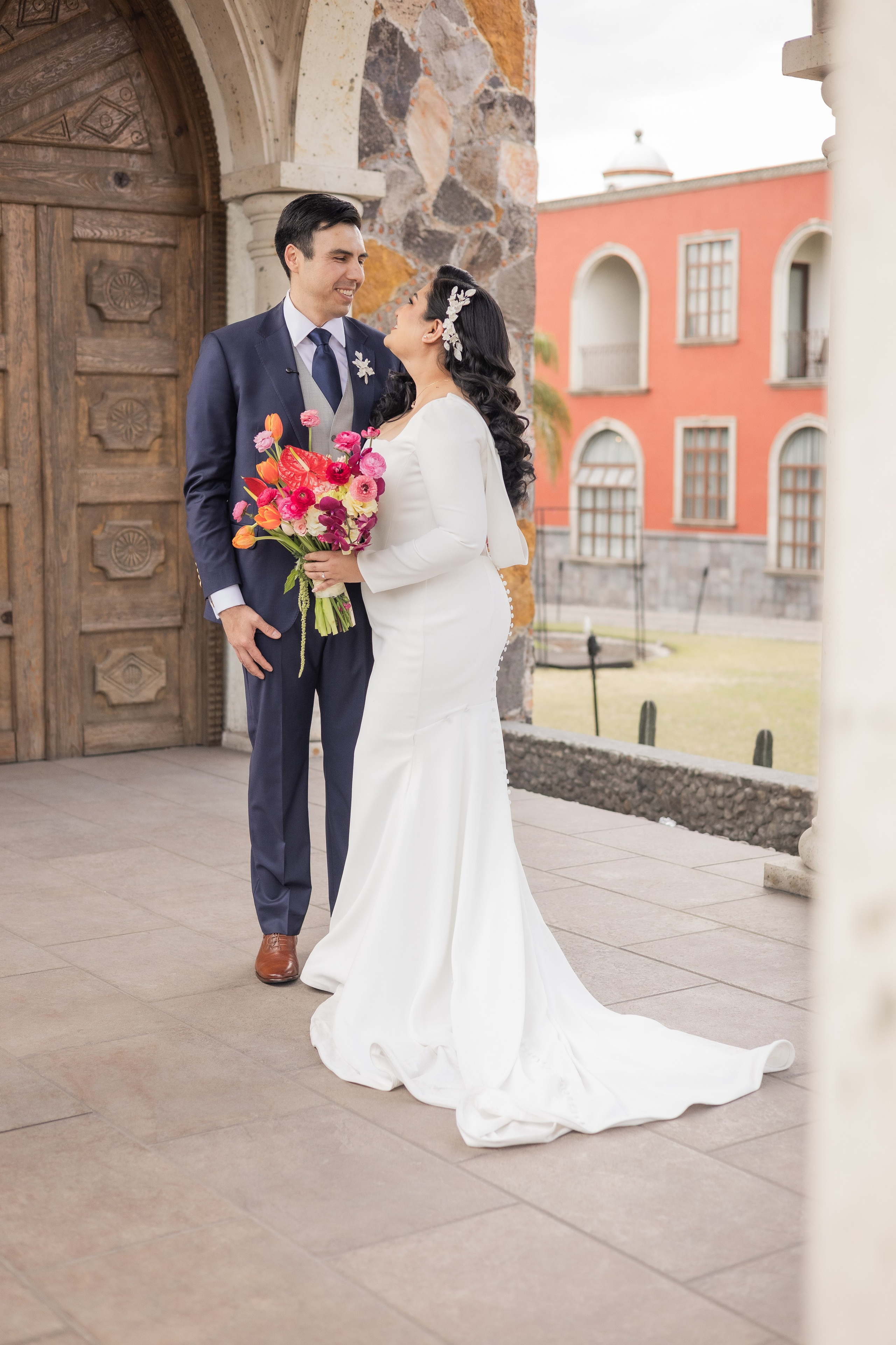 FIRST LOOK. JESÚS MEJÍA