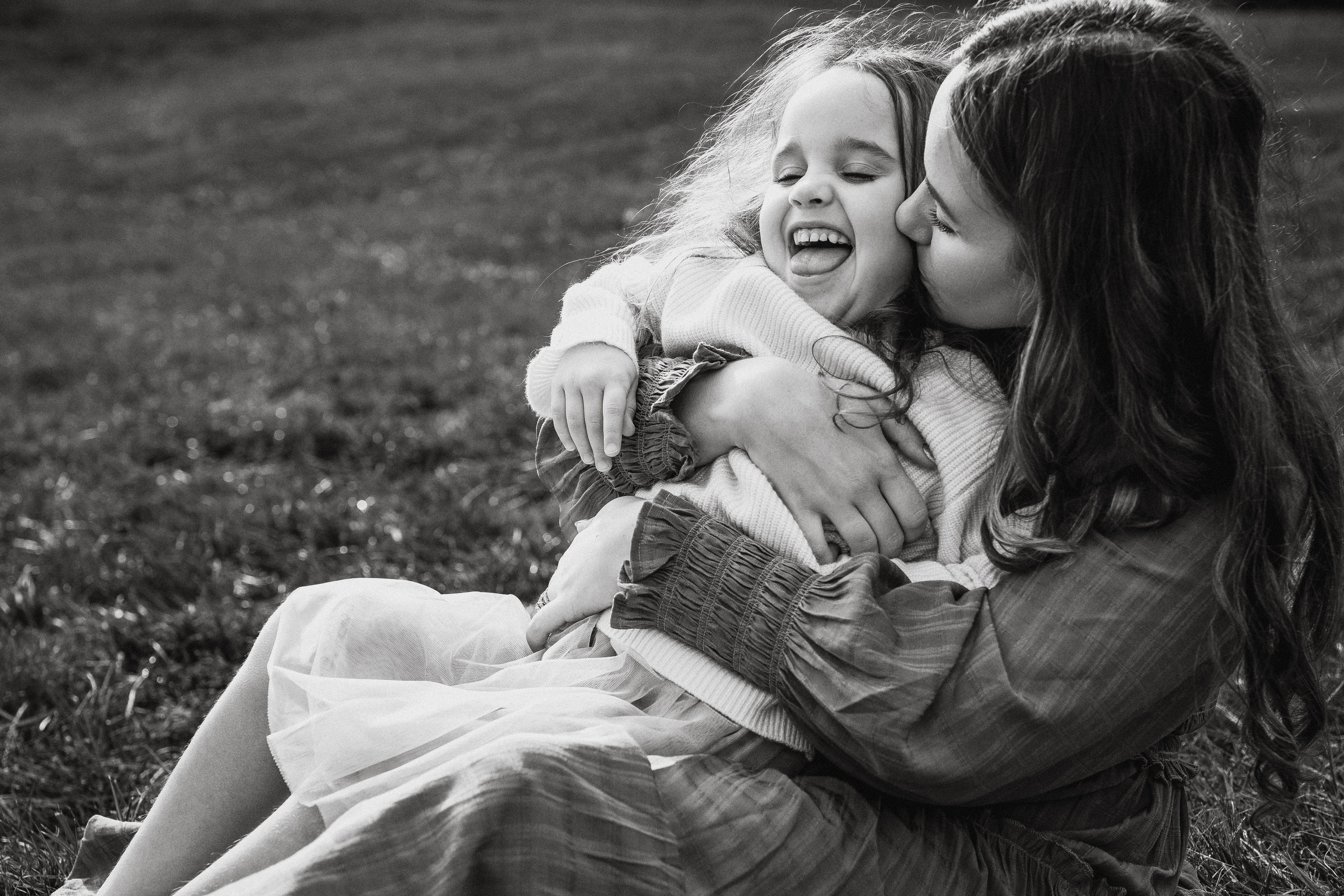 Alina, Vlad and kids outdoor. Wedding and family photographer and videographer PA, NJ, NY, DE, MD