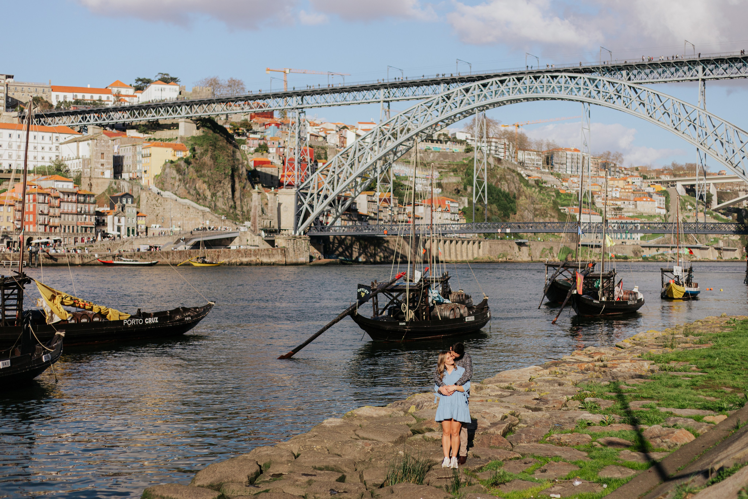 Jamie Gregg. Davi Valente