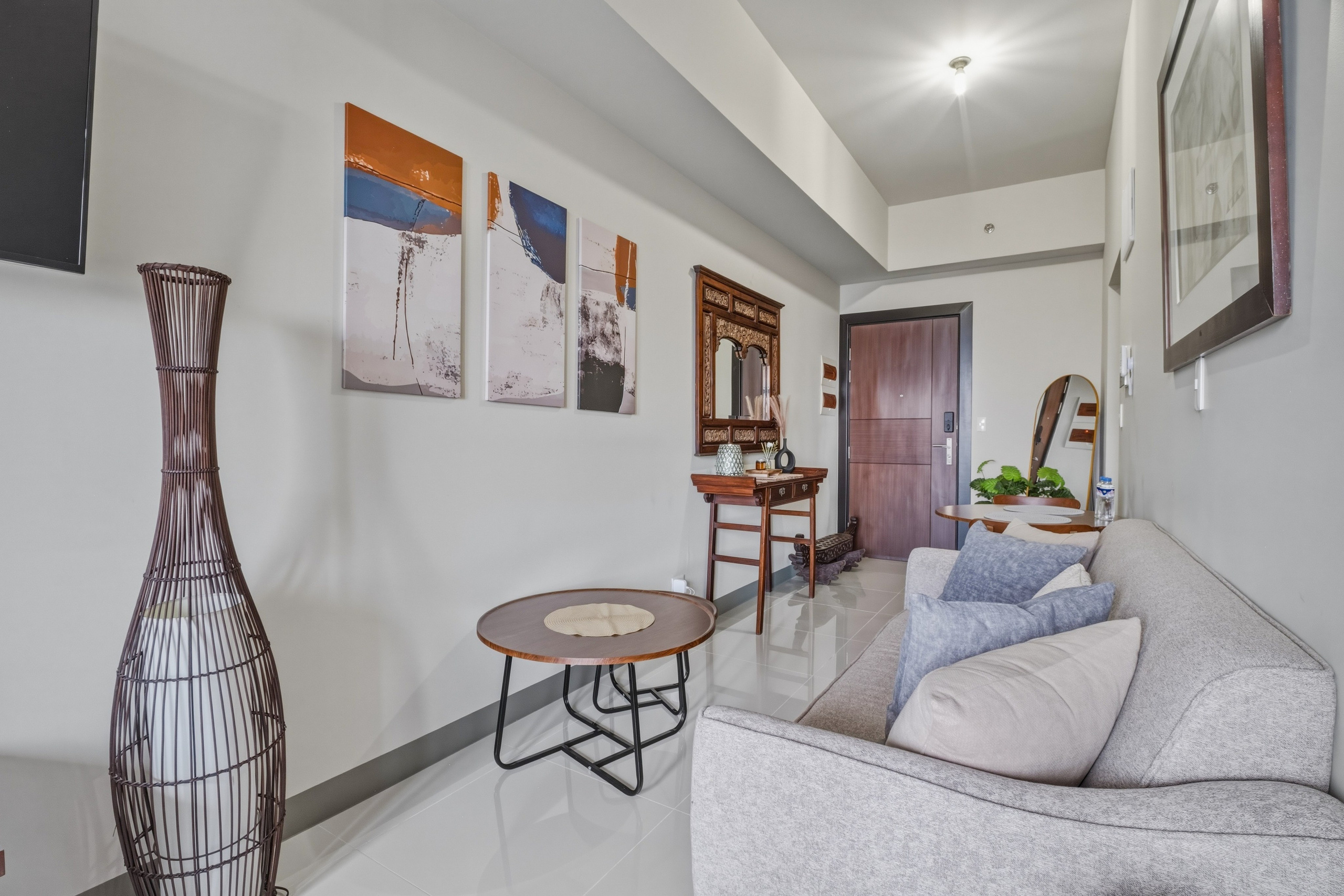 Uptown Parksuites II BGC. Interior & Architectural Photographer Philippines | Argen Carlo Camaclang