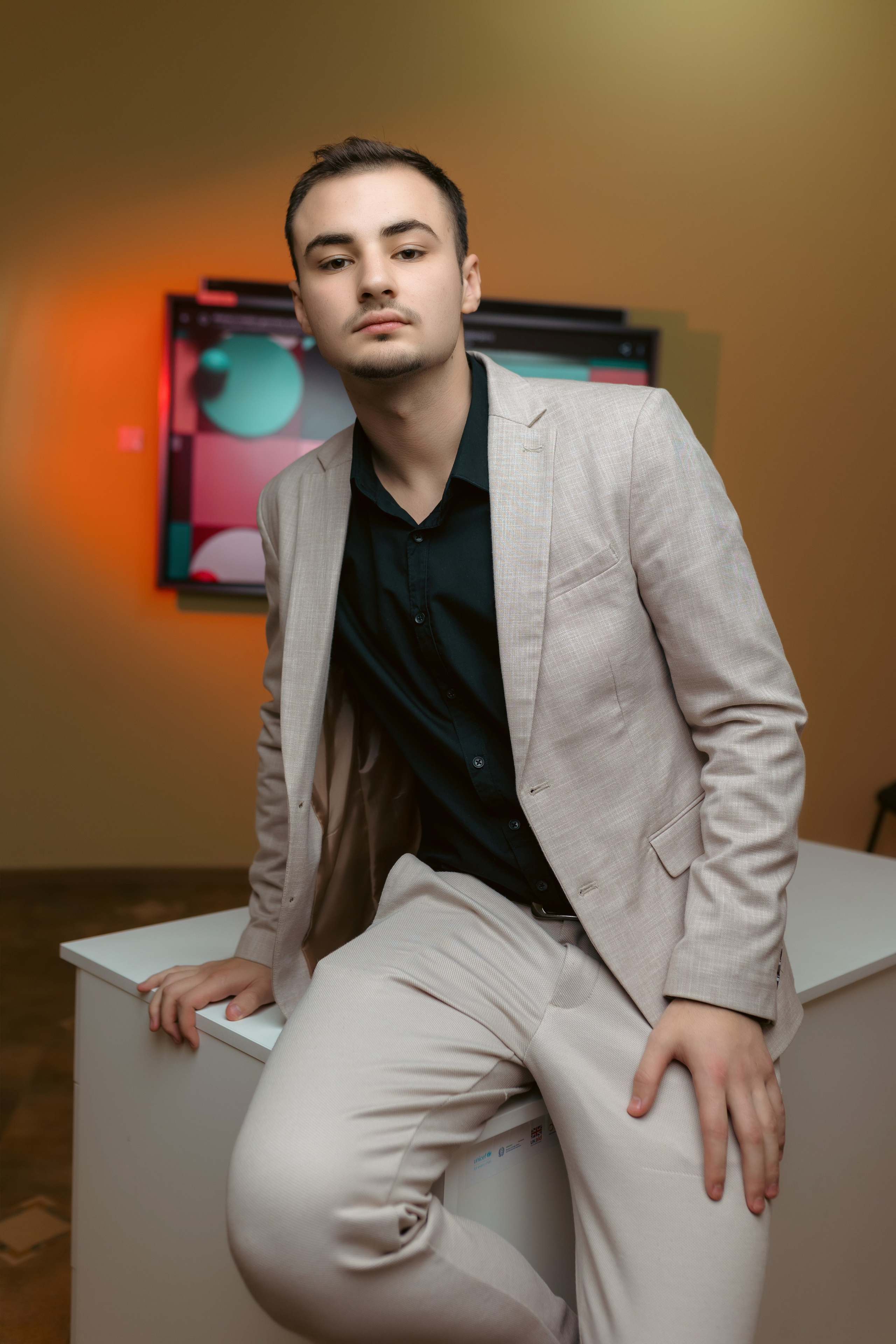 Ședință foto absolvent în studio, album promoția 2025