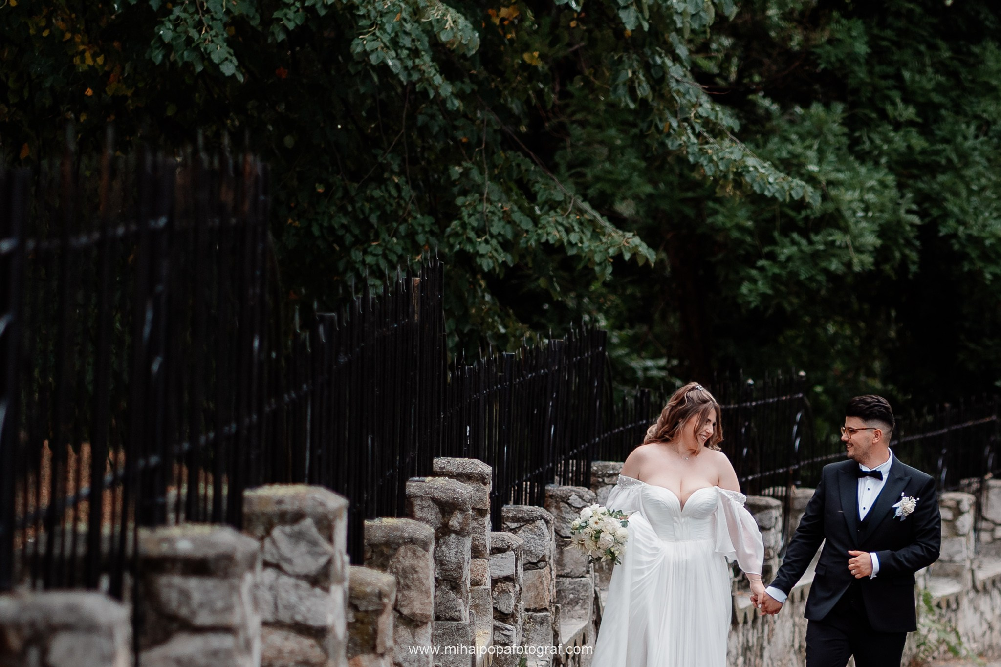 Fotograf de nuntă în Drobeta-Turnu Severin | Mihai Popa Fotograf. Fotograf Nuntă & Botez București - Mihai Popa | Dincolo de oameni, imortalizez emoții!