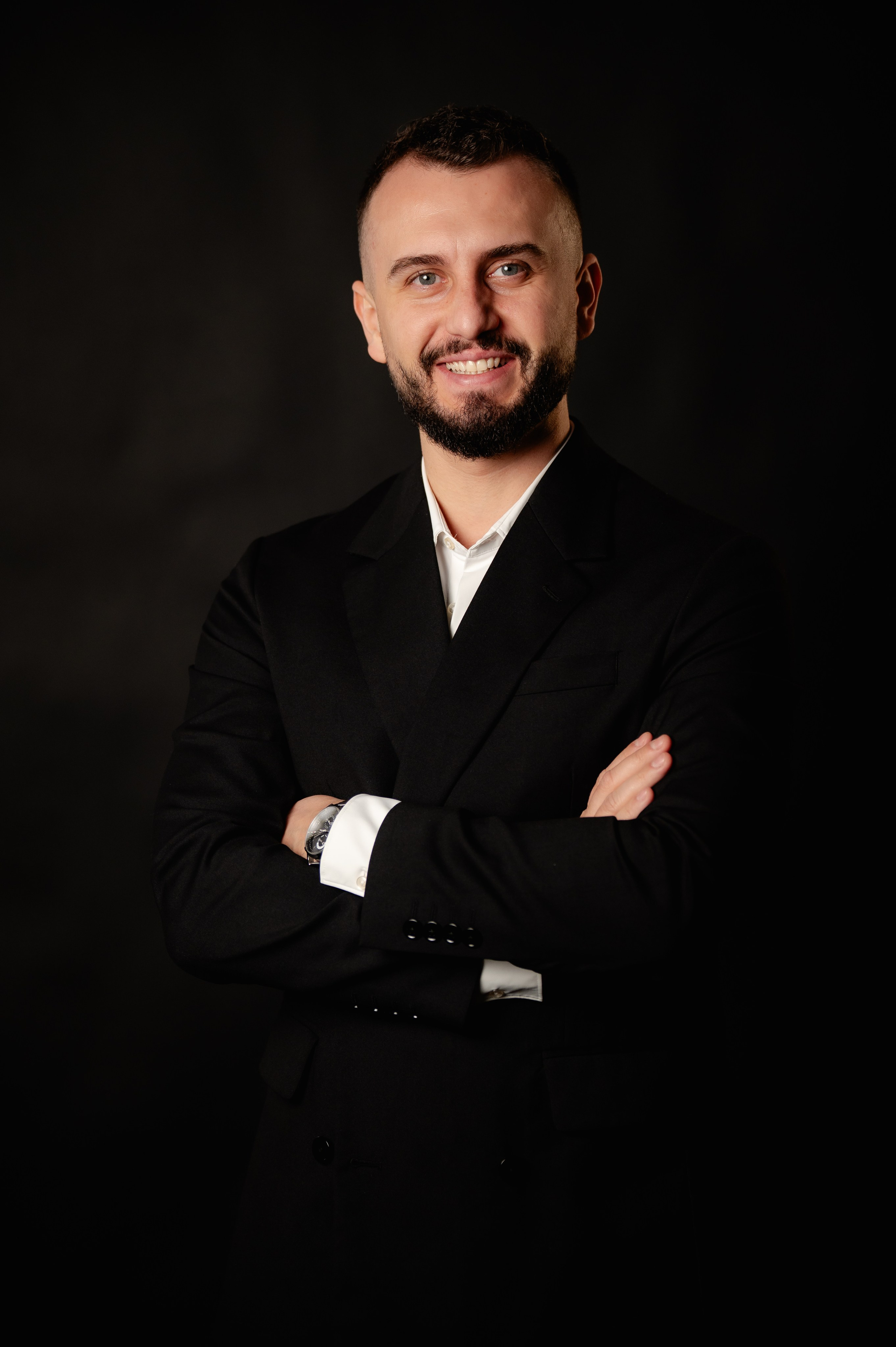 Alex. Andrei Samuel – Fotograf București | Evenimente, Studio, Imobiliare, Produs