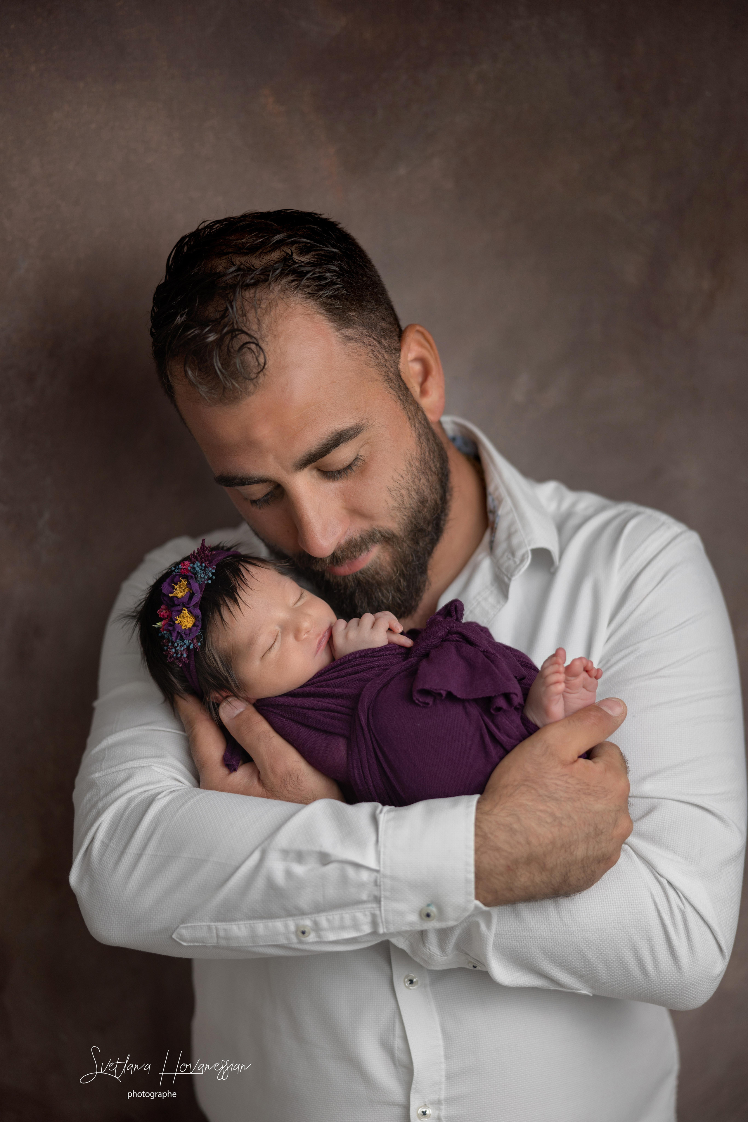 NOUVEAU-NE. Photographe professionelle spécialisée dans la photographie de grosses