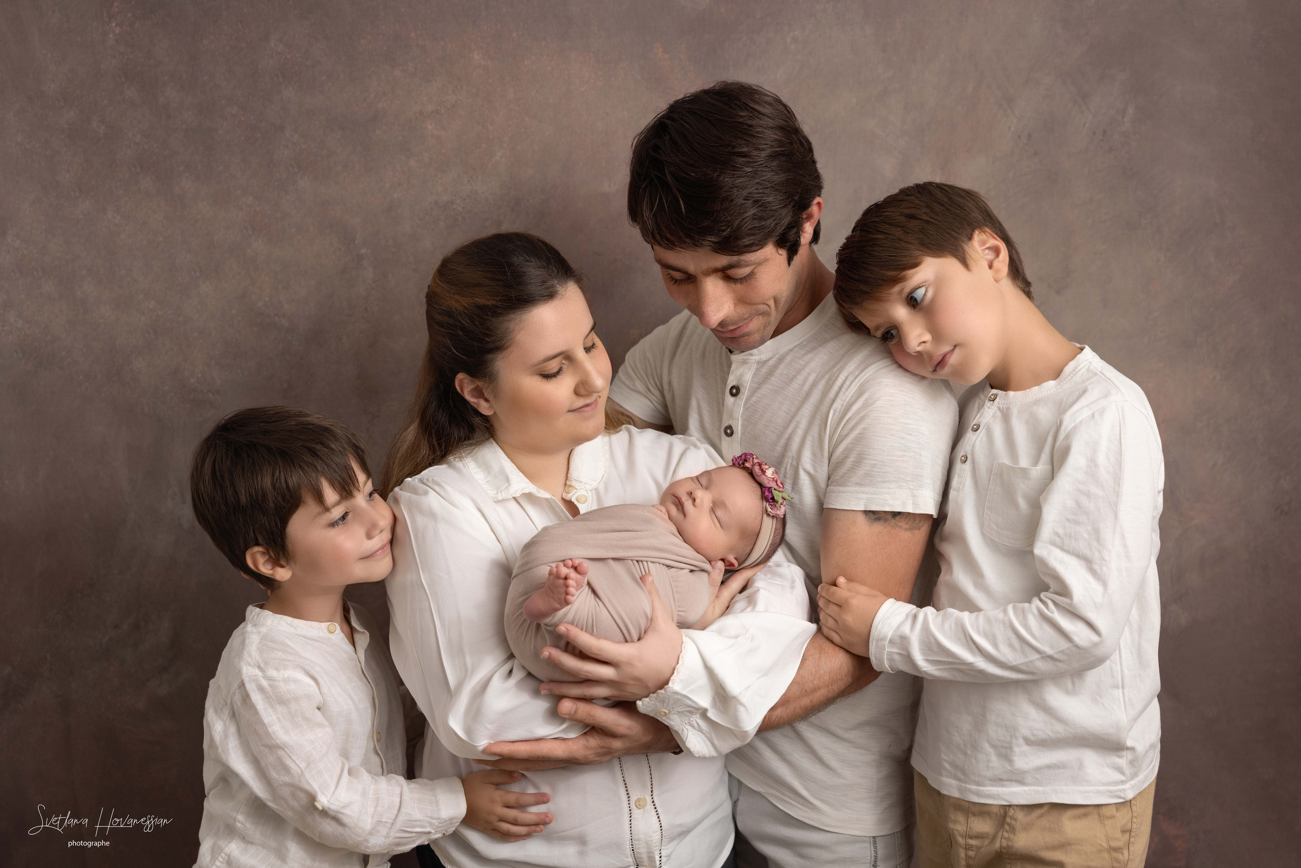 NOUVEAU-NE. Photographe professionelle spécialisée dans la photographie de grosses