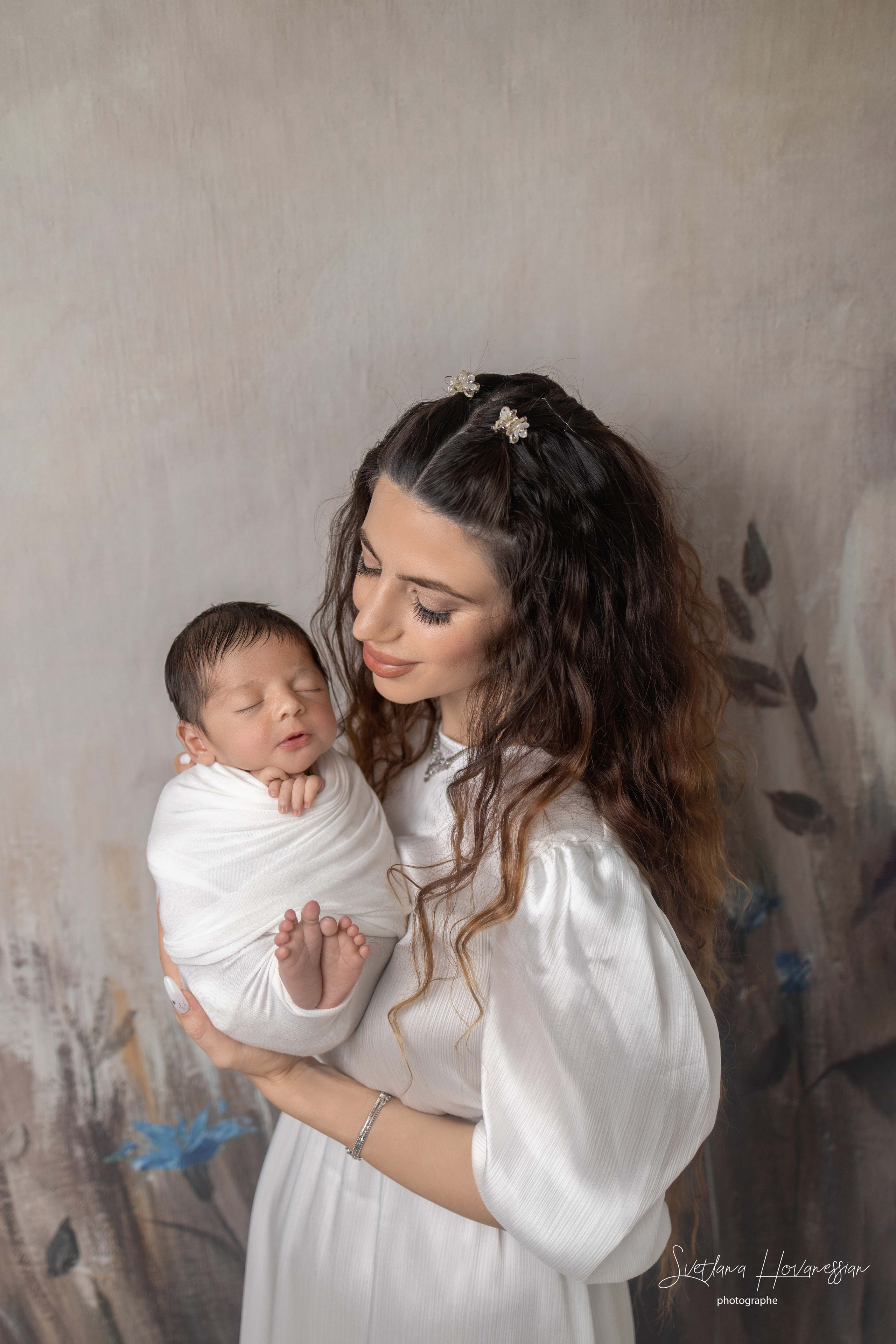 NOUVEAU-NE. Photographe professionelle spécialisée dans la photographie de grosses