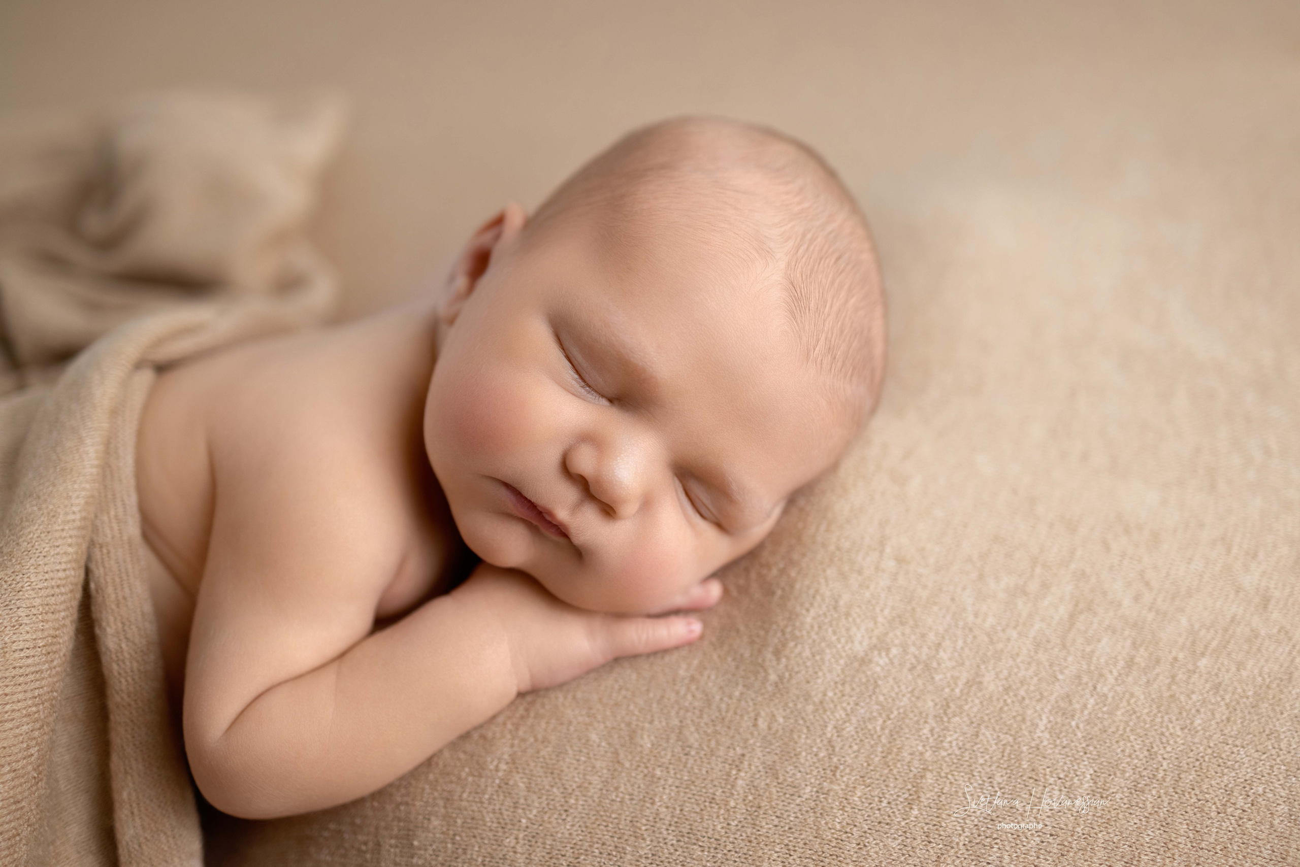 NOUVEAU-NE. Photographe professionelle spécialisée dans la photographie de grosses