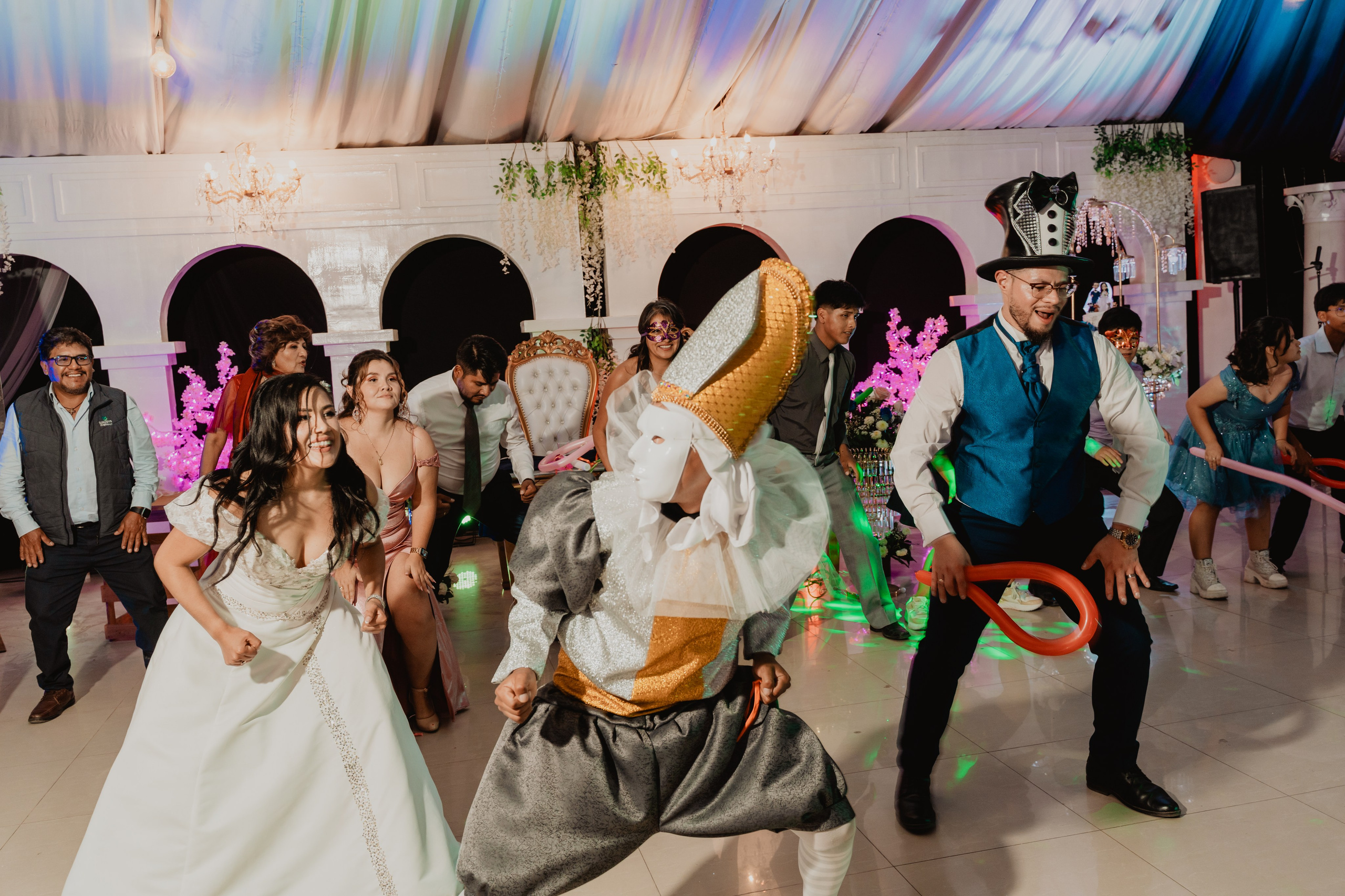 GABRIELA + JORGE | BODA CIVIL RELIGIOSA. Studio KVTA | Fotografía y Video de Bodas en Arequipa