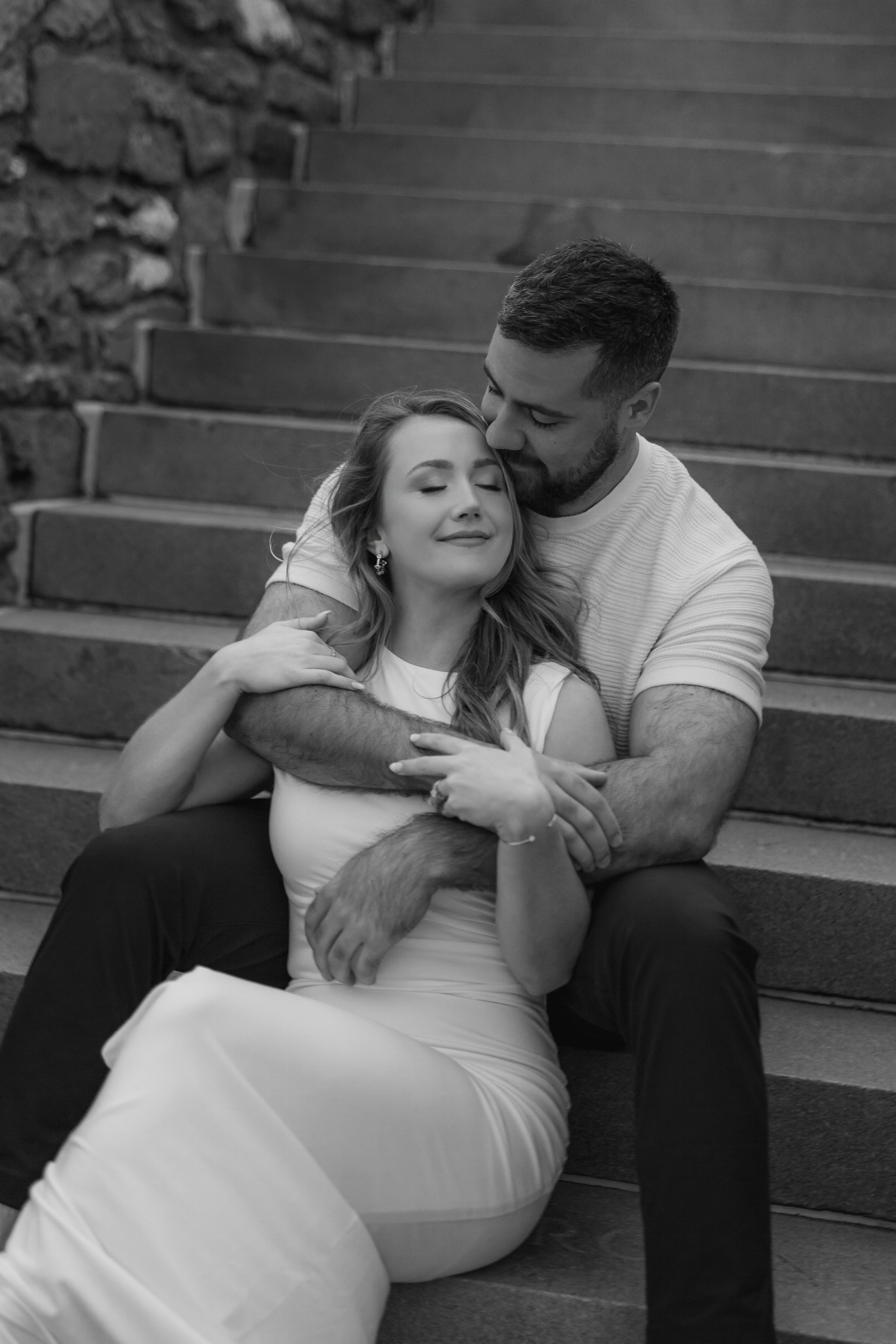 Coastal Elegance in Newport. Rhode Island Wedding Photographer Tati Simpson