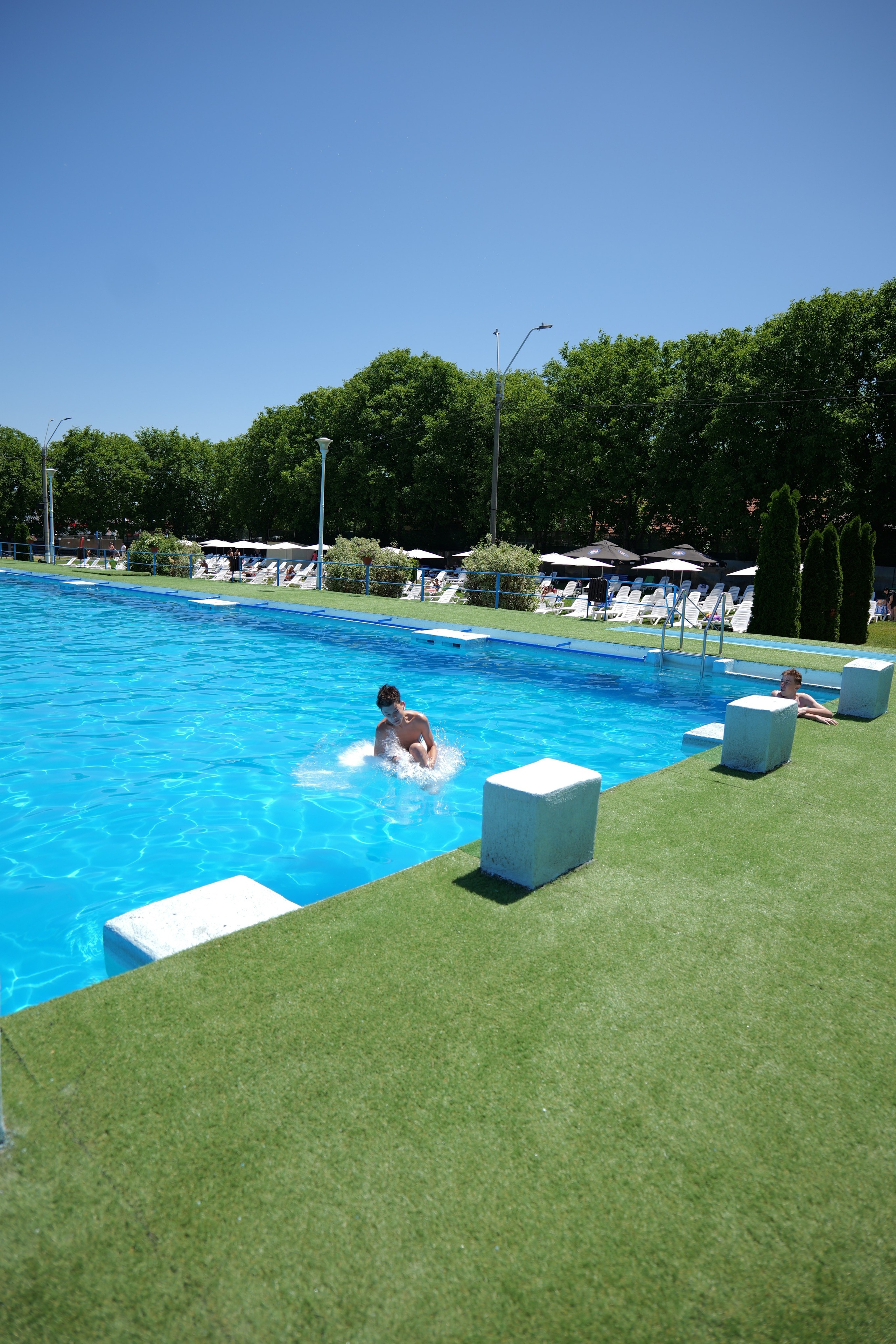 ȘTRAND DEVA — DESCHIDERE. Freesh Media Products