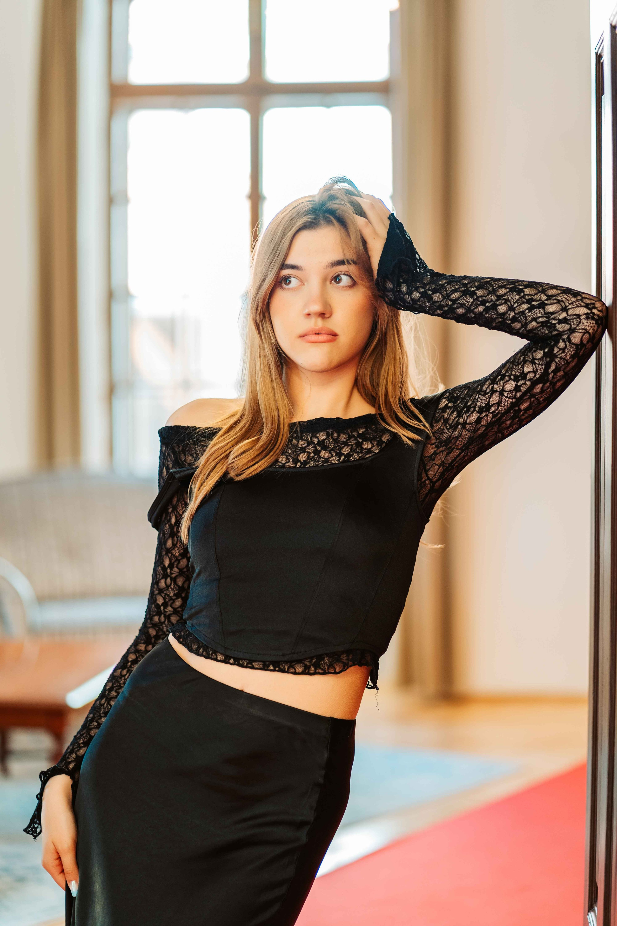 12F — Pedagogic. Contrast Studio