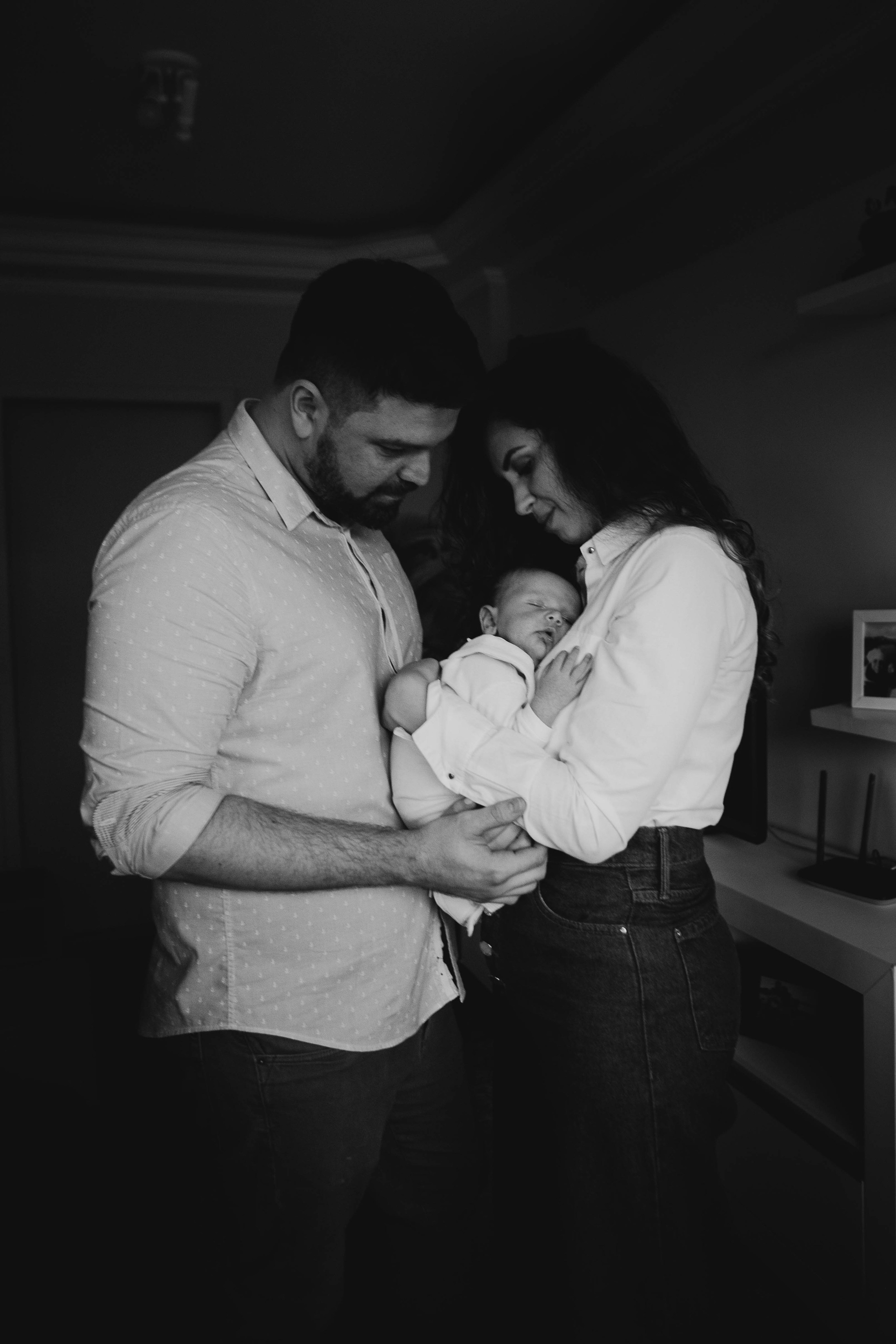 Bebê em casa. Fotógrafa de família