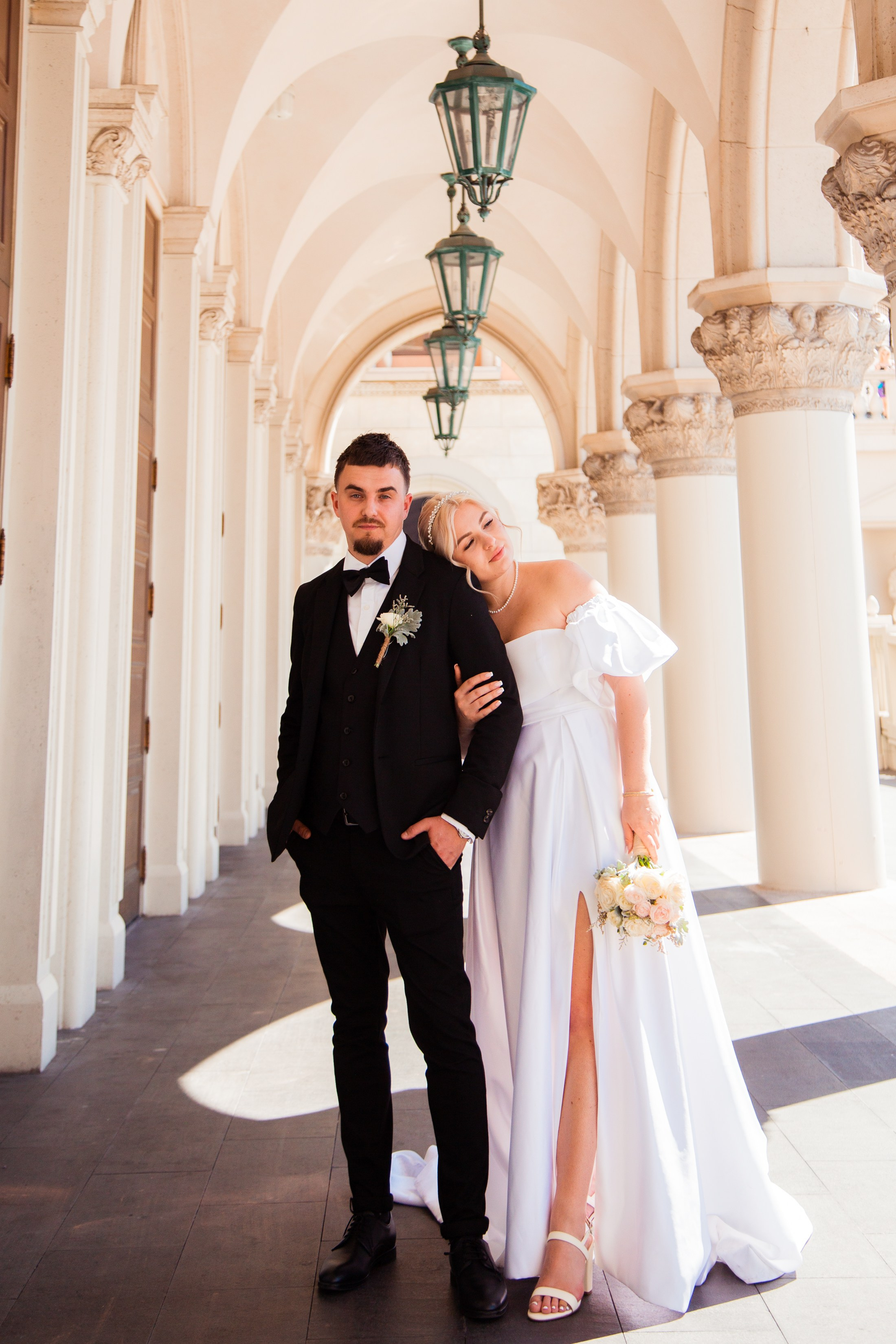 M&N. Wedding & elopement photographer Viktoriya Kravtsov. Las Vegas