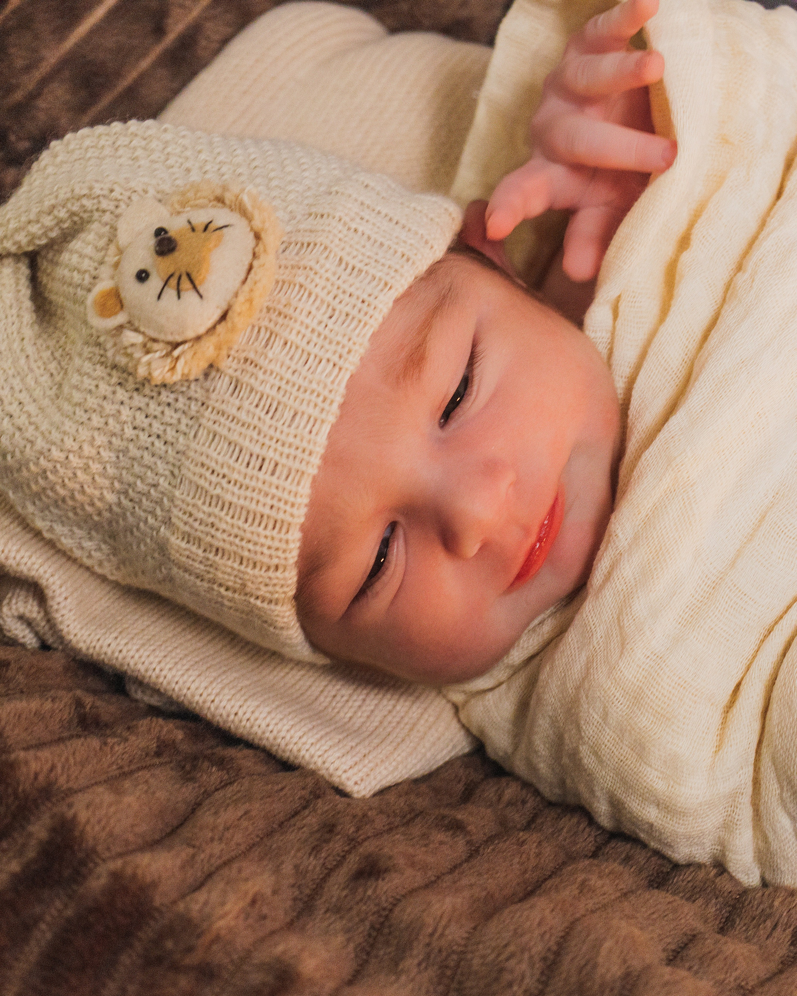 Ensaio Newborn em Sombrio. Fotografia de Recém-Nascido. Oukla Estúdio