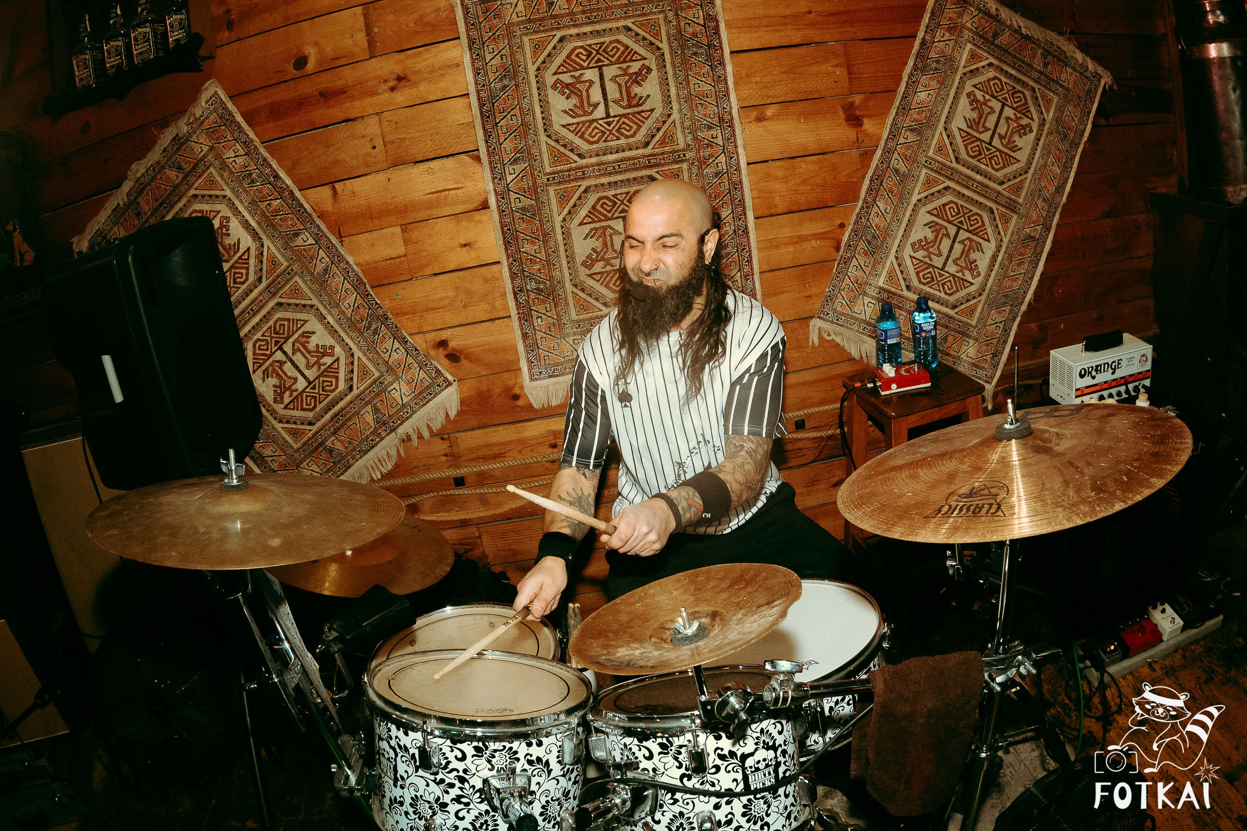 Dirty Picks en El Paso Bar Torrevieja: fotorreportaje punk y garage rock · 24 de enero | FOTKAI