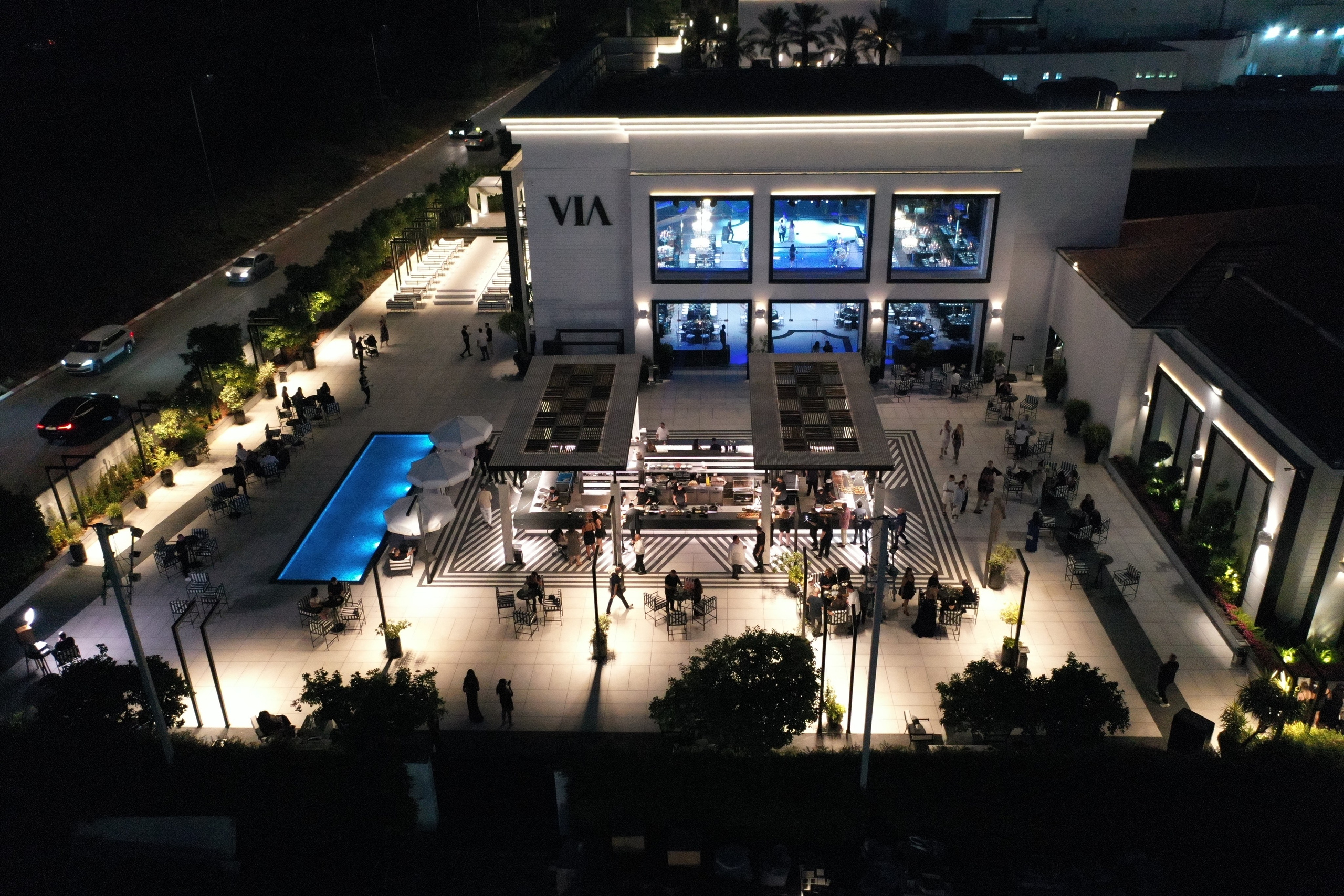 VIA / BASICO. Wedding and events photographers Studio Shalom