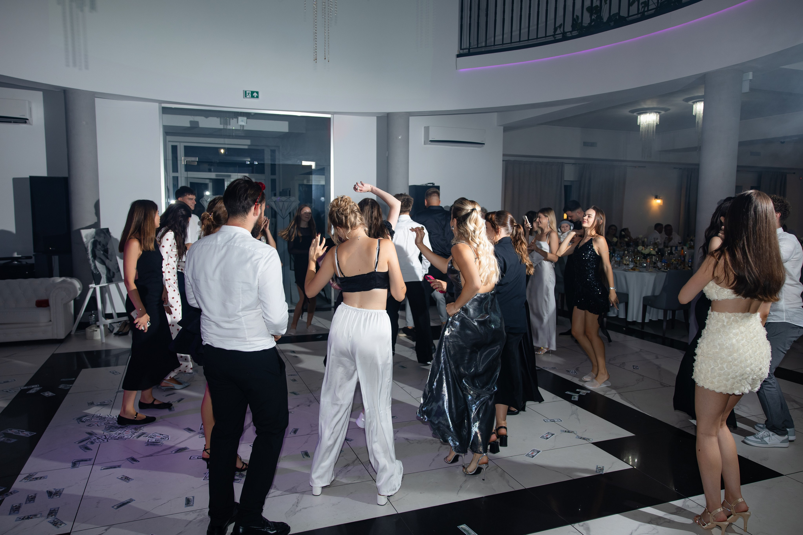 Артур + Анастасія. Весільний, сімейний фотограф Варшава