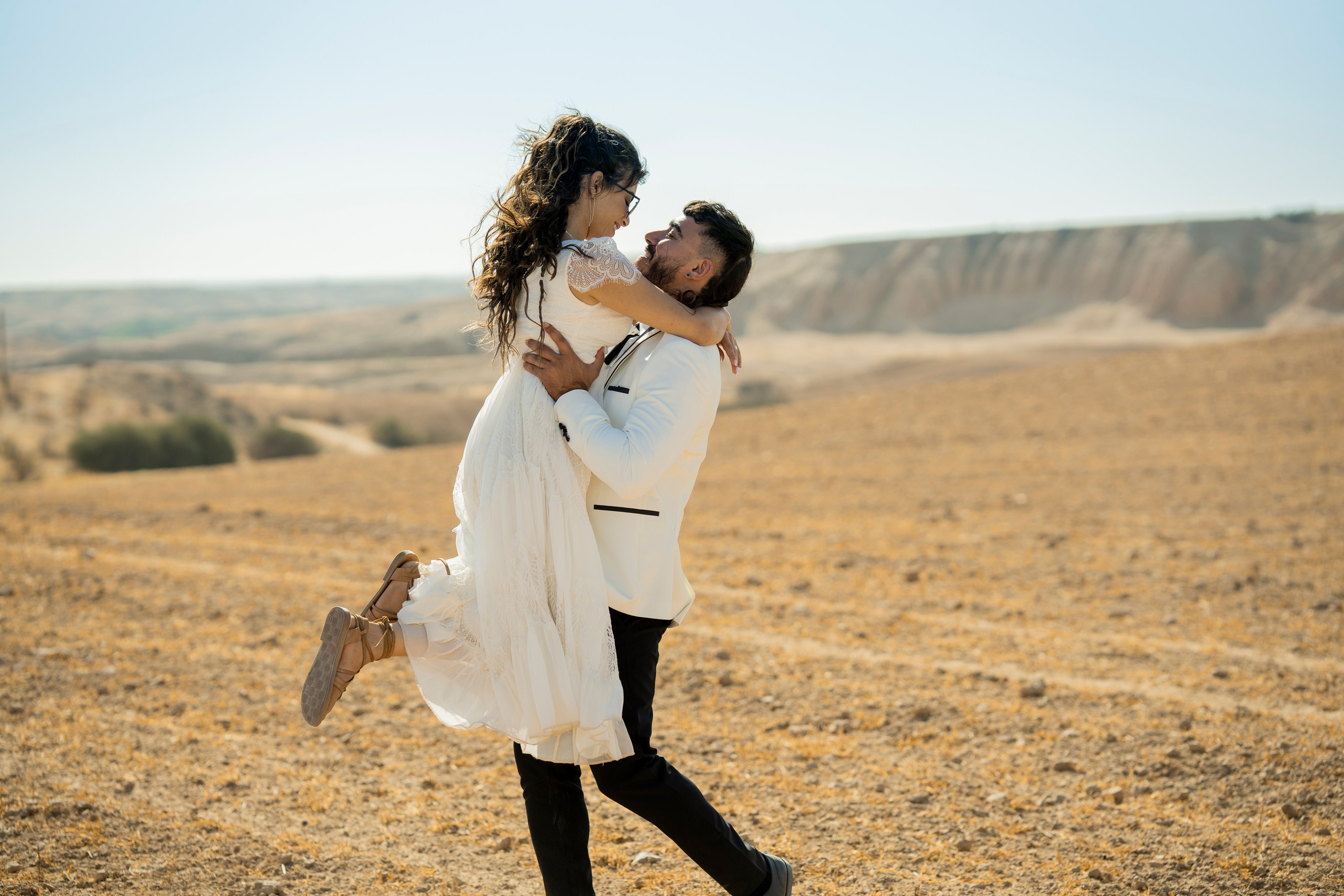 אביה ואחיה. יוסף מזרחי צילום חתונה, ברית וזוגיות. צלם מקצועי שאוהב להוציא אתכם הכי יפים ברגעים הכי מרגשים