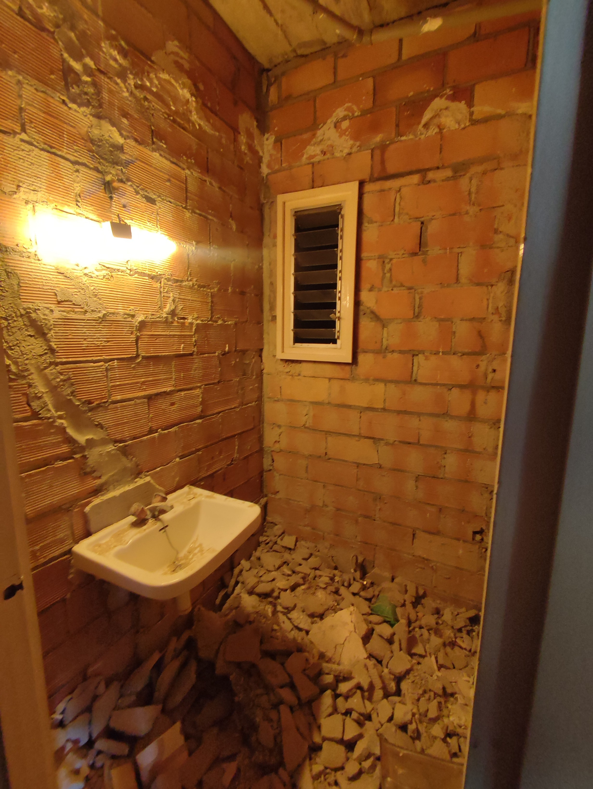 Proyectos. Reformas integrales de pisos, baños y cocinas con aislamiento acústico en Barcelona | B22 Reforma