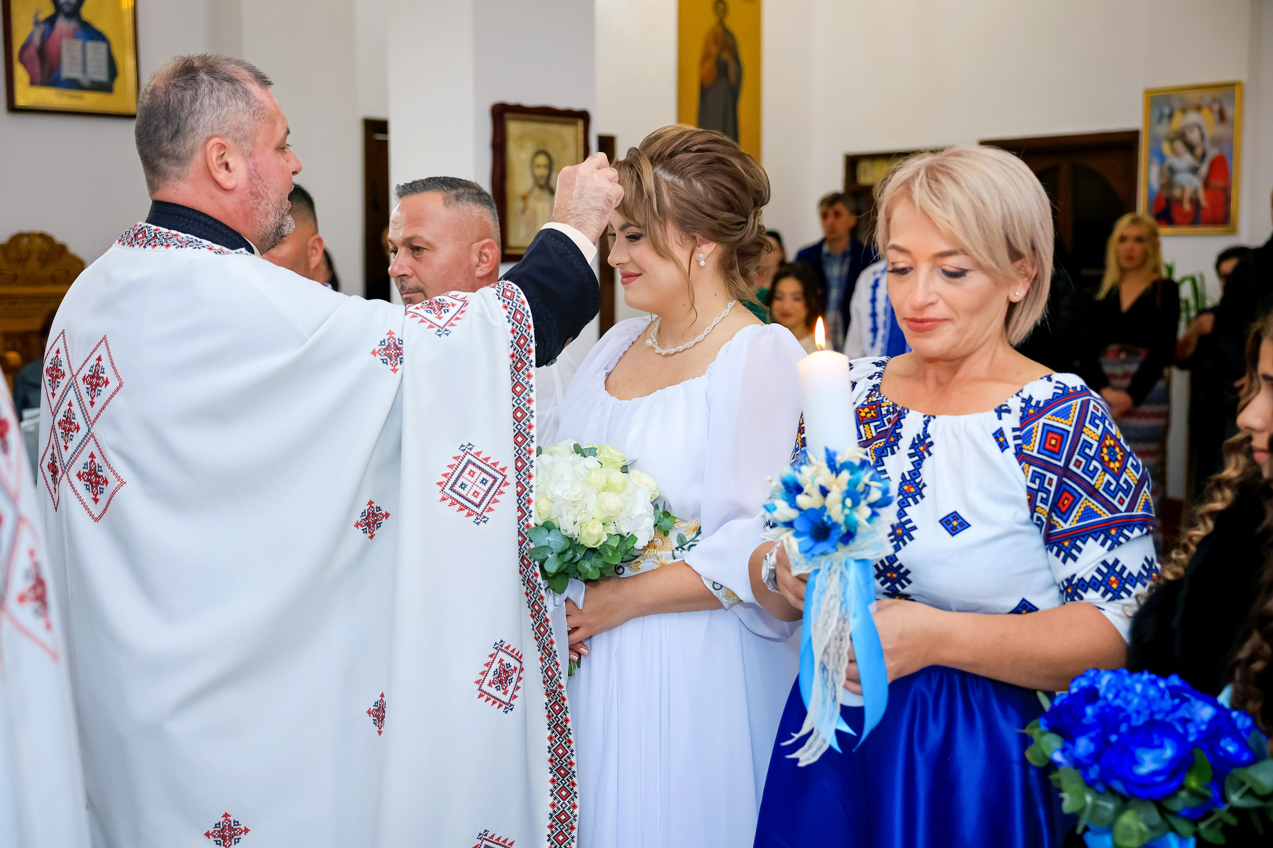 Andrei Sebastian. Moments By Gub