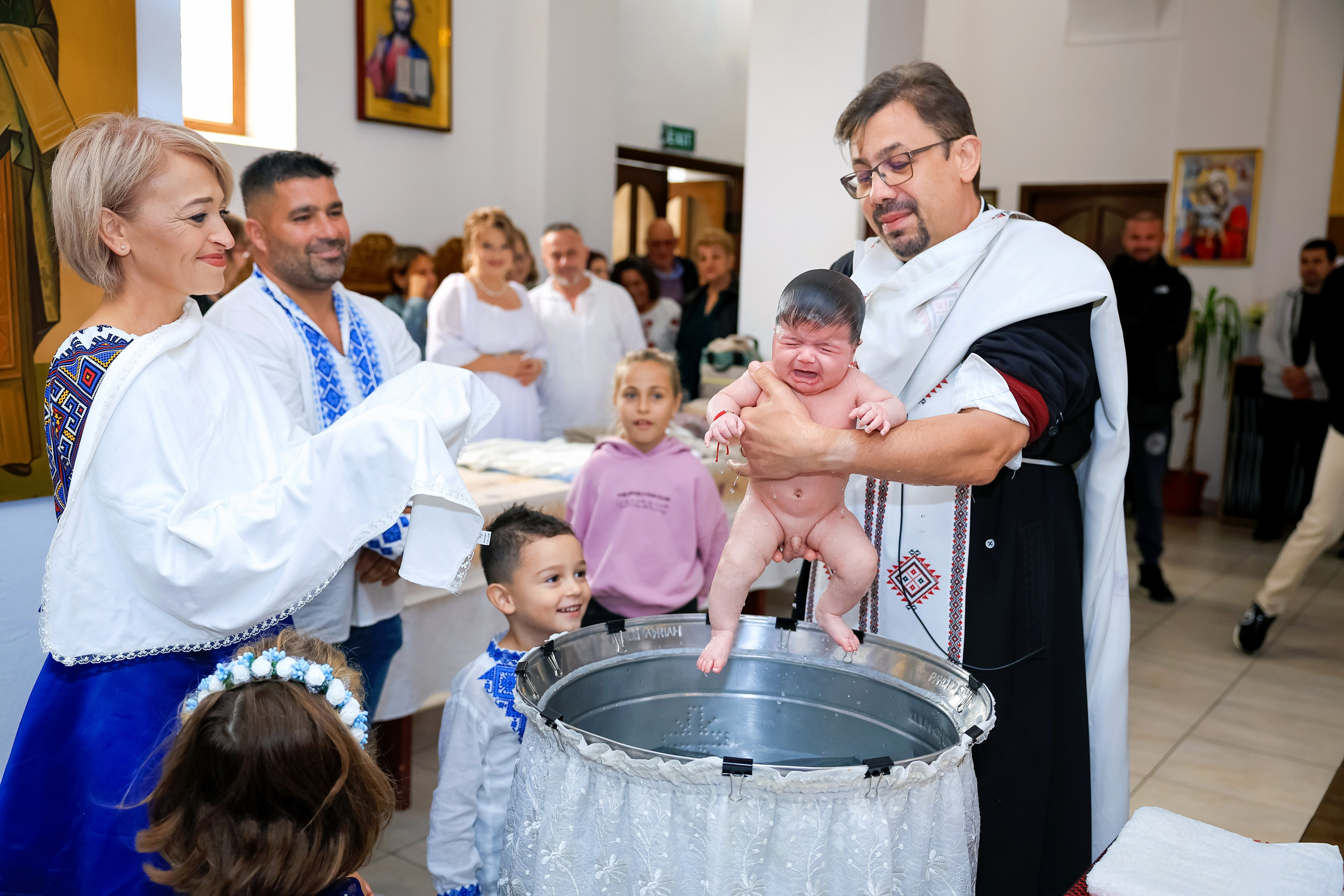 Andrei Sebastian. Moments By Gub