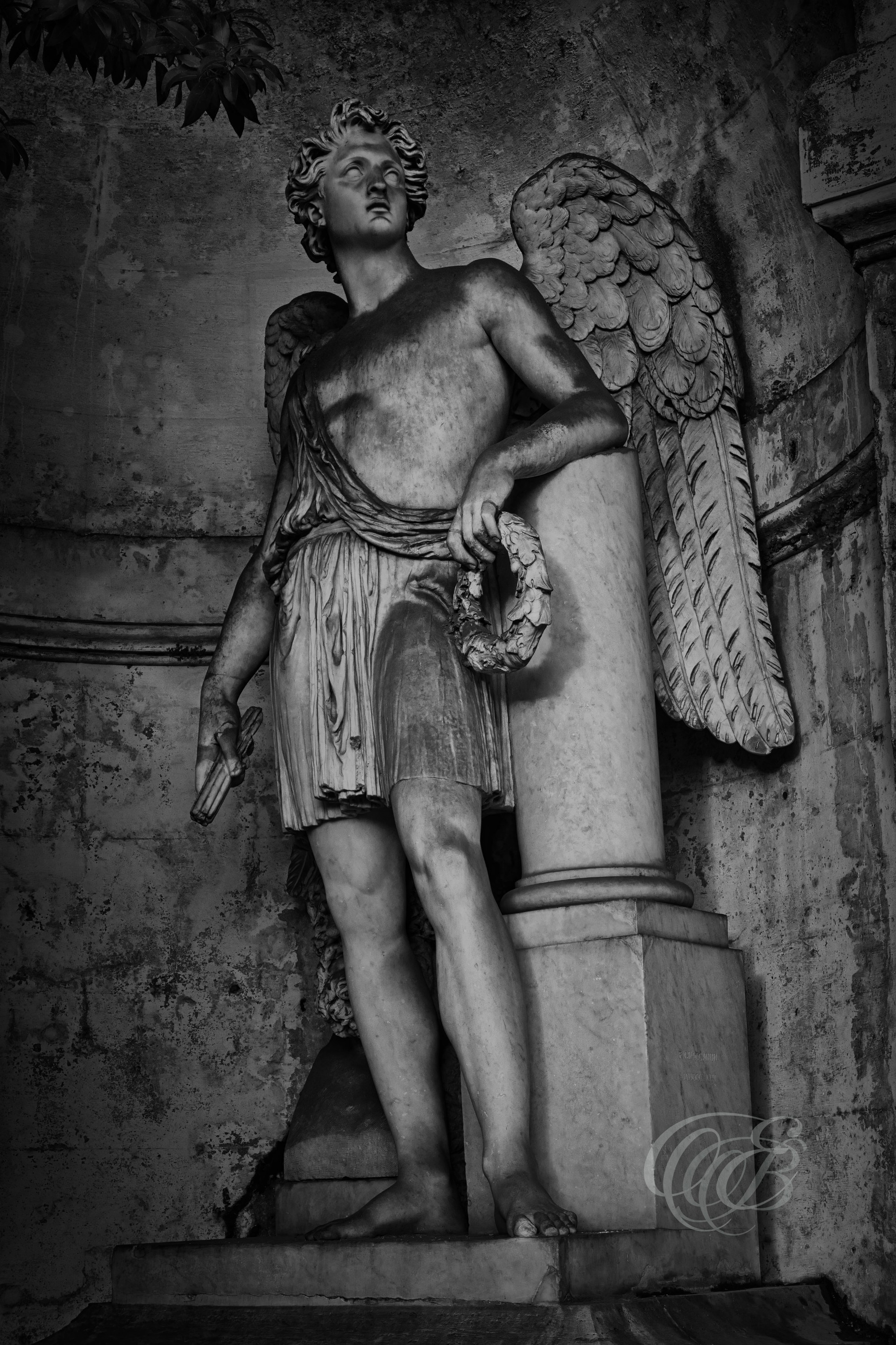 Rome Italy - Pincian Hill Genius Victoriae - B&W - Eduardo Bartoli Photography -  Black and white photograph of the Genius of Victory sculpture on Pincian Hill in Rome, Italy, overlooking the city and Piazza del Popolo – photography by Eduardo Bartoli.