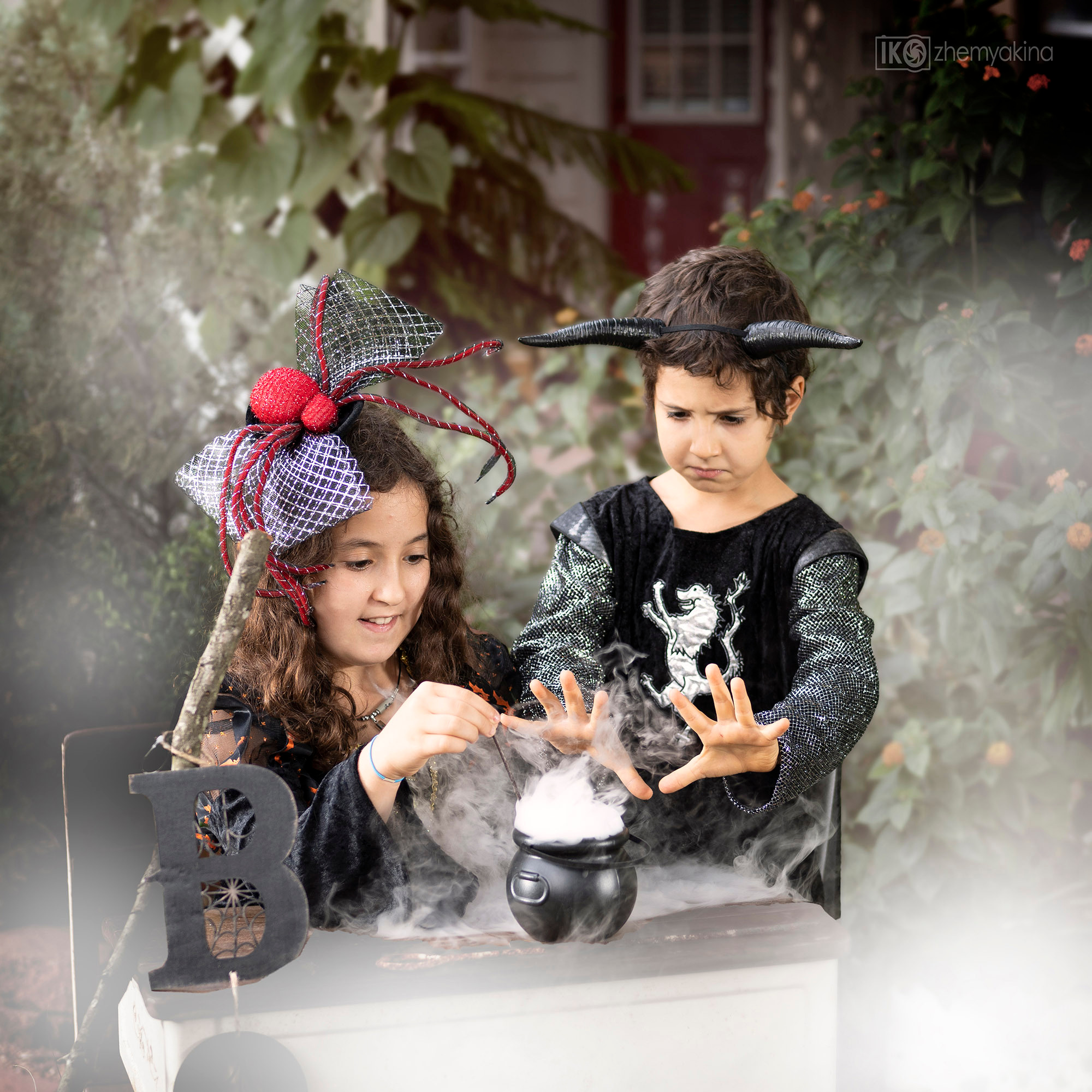 Lana and the kids. Photographer Irina Kozhemyakina. Houston