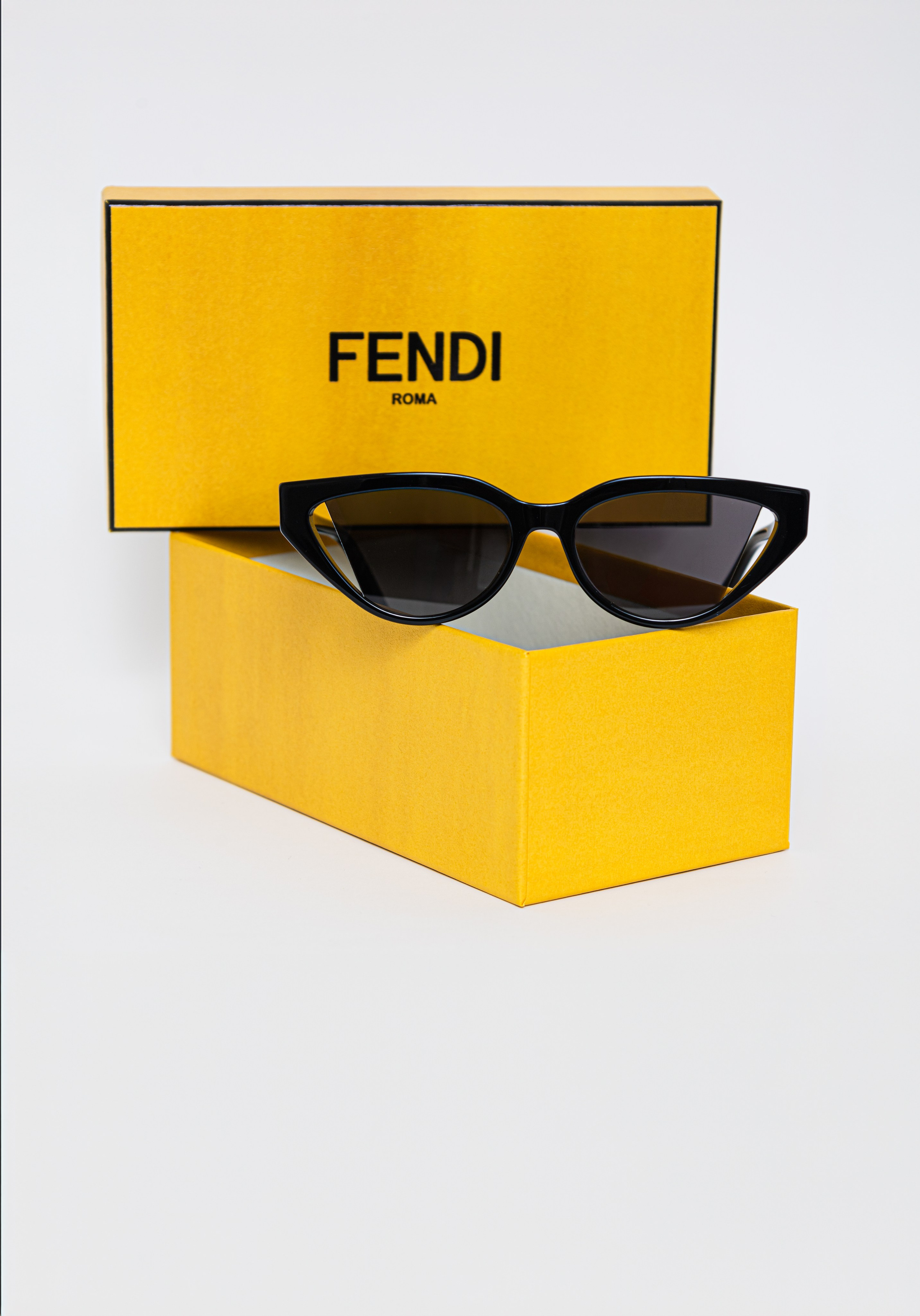 MULTIOPTICAS. ESTUDIO DOZE