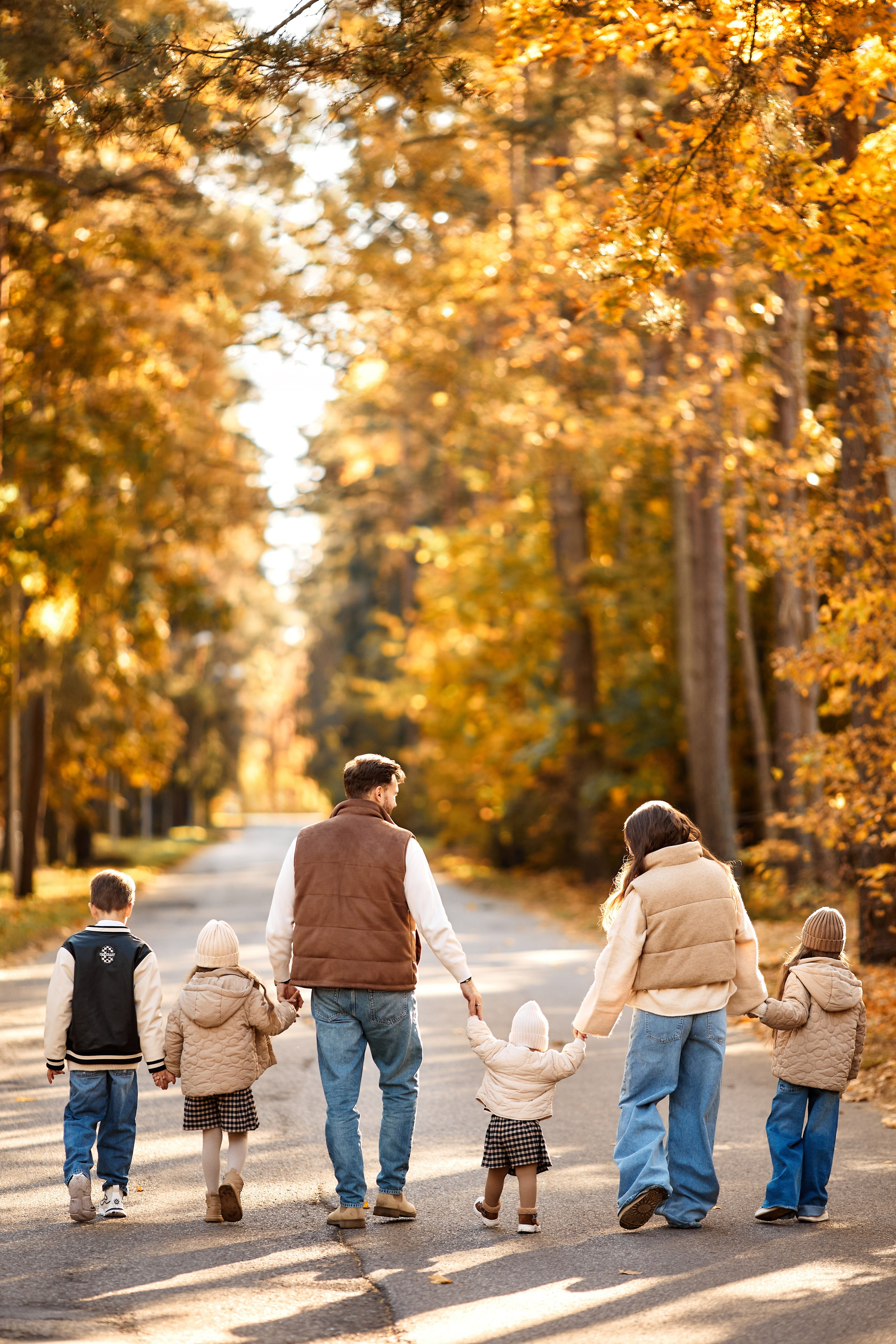 Family photo shoot for a millionaire blogger. Destination wedding and fashion photographer in Riga Igor Davidovich