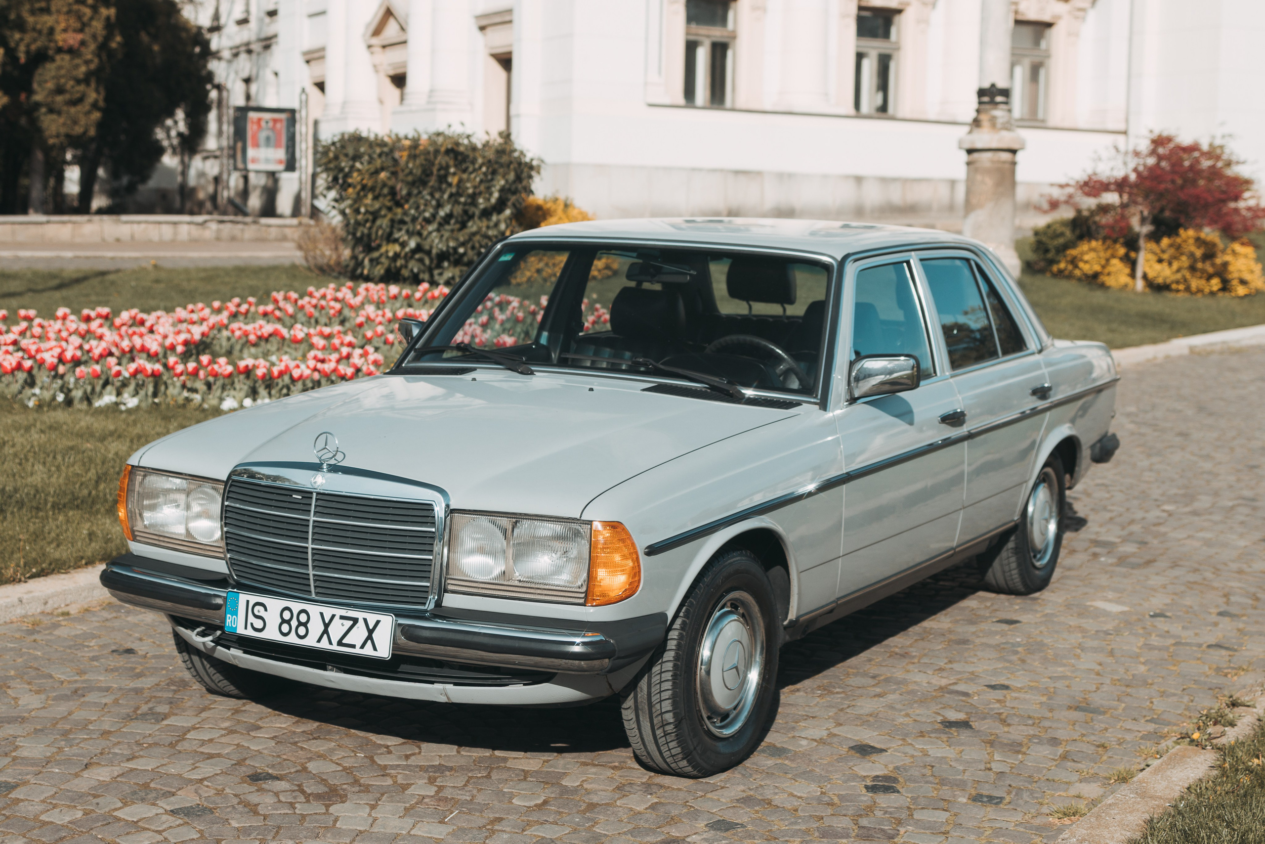 Cars and roads. Fotograf Videograf Evenimente Iași - Storytelling, Business, Albume Absolvire