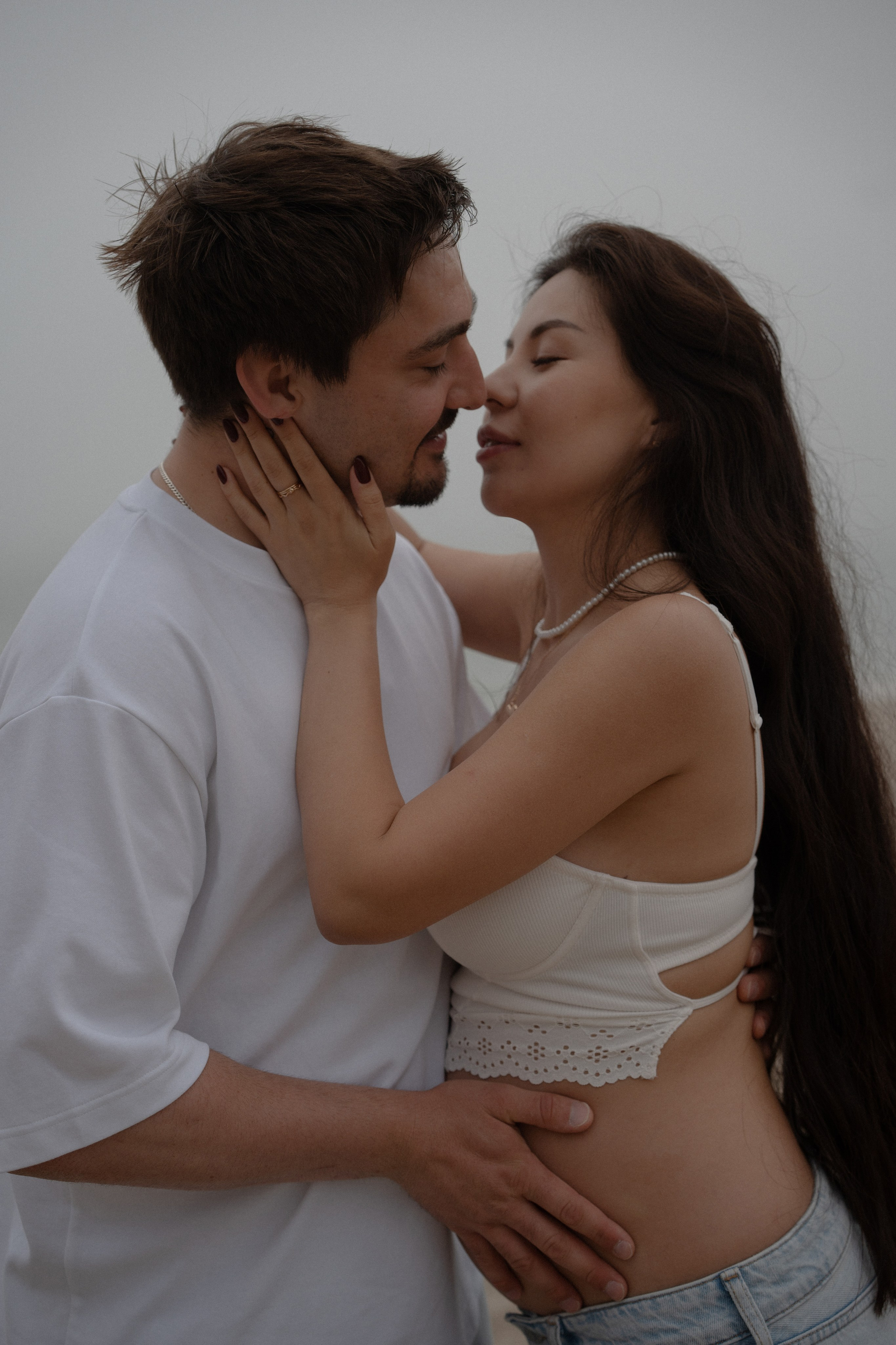 Aziza, Carl & Nelly. Pregnancy photoshoot. Portrait, family, maternity & wedding photography & videography in SoCal Kseni Vibe