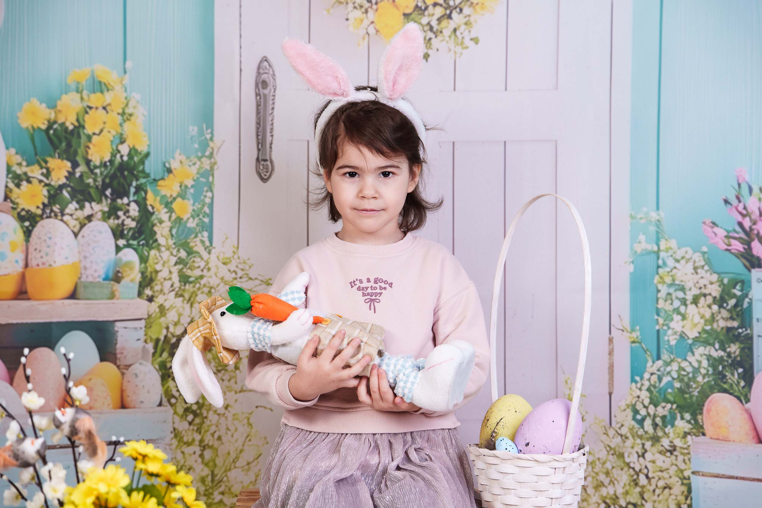 Sedinta foto Paste - Gradinita Miniterra. Liviu Andrei - Fotograf