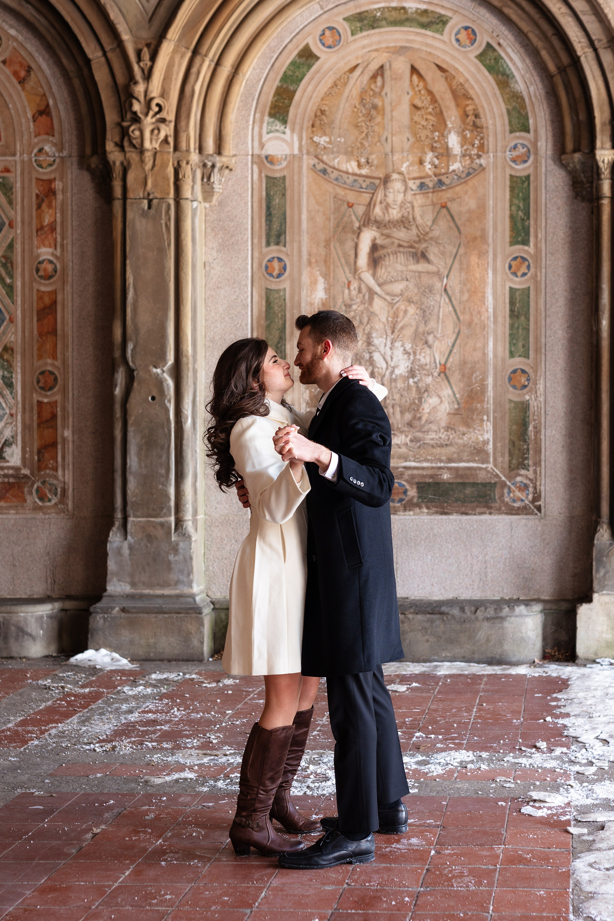 Winter Love in Central Park. Family, lifestyle, and commercial photography in New York and New Jersey