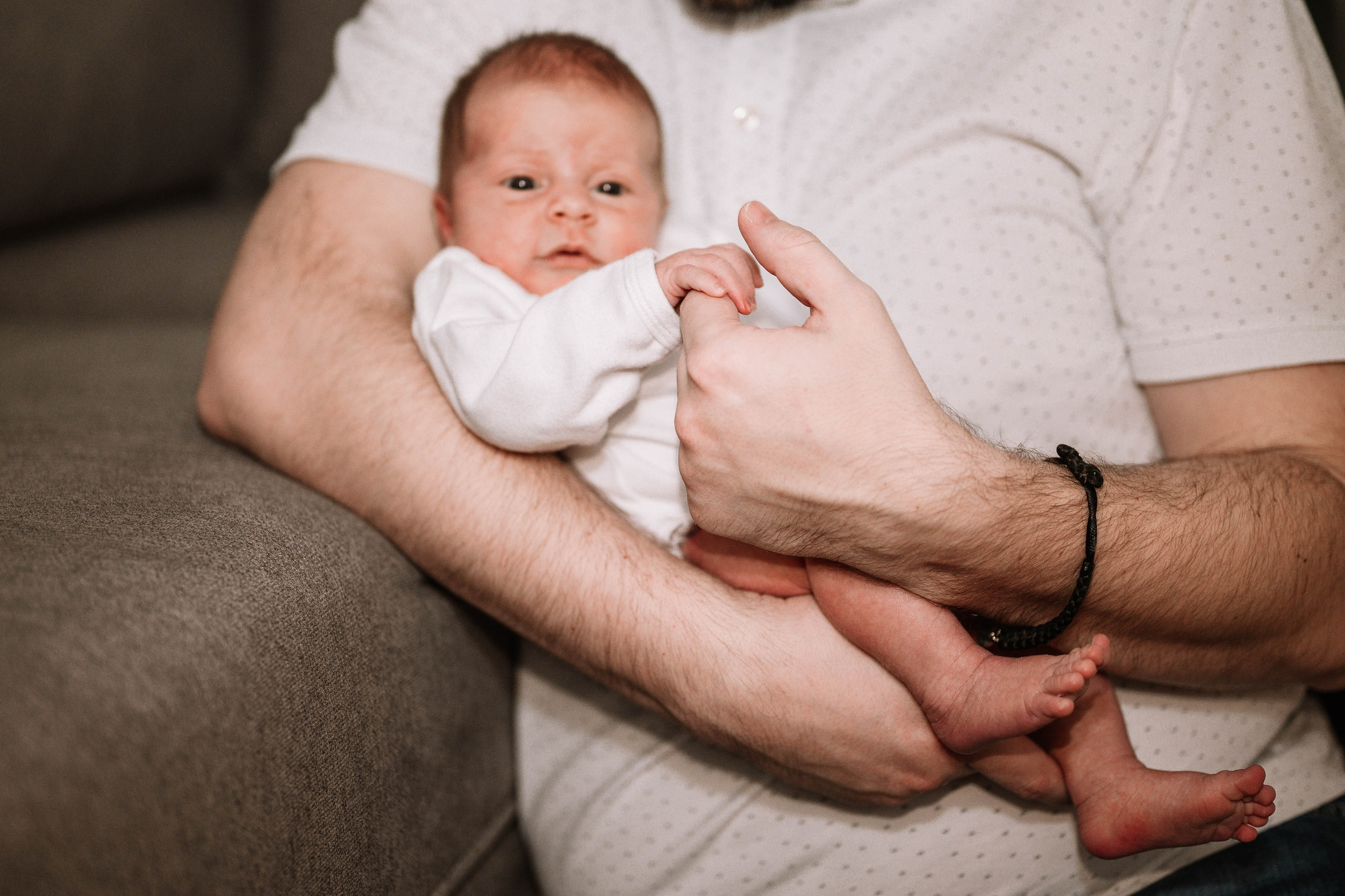 Iva - fotografisanje bebe kod kuće. Dečiji i porodični fotograf