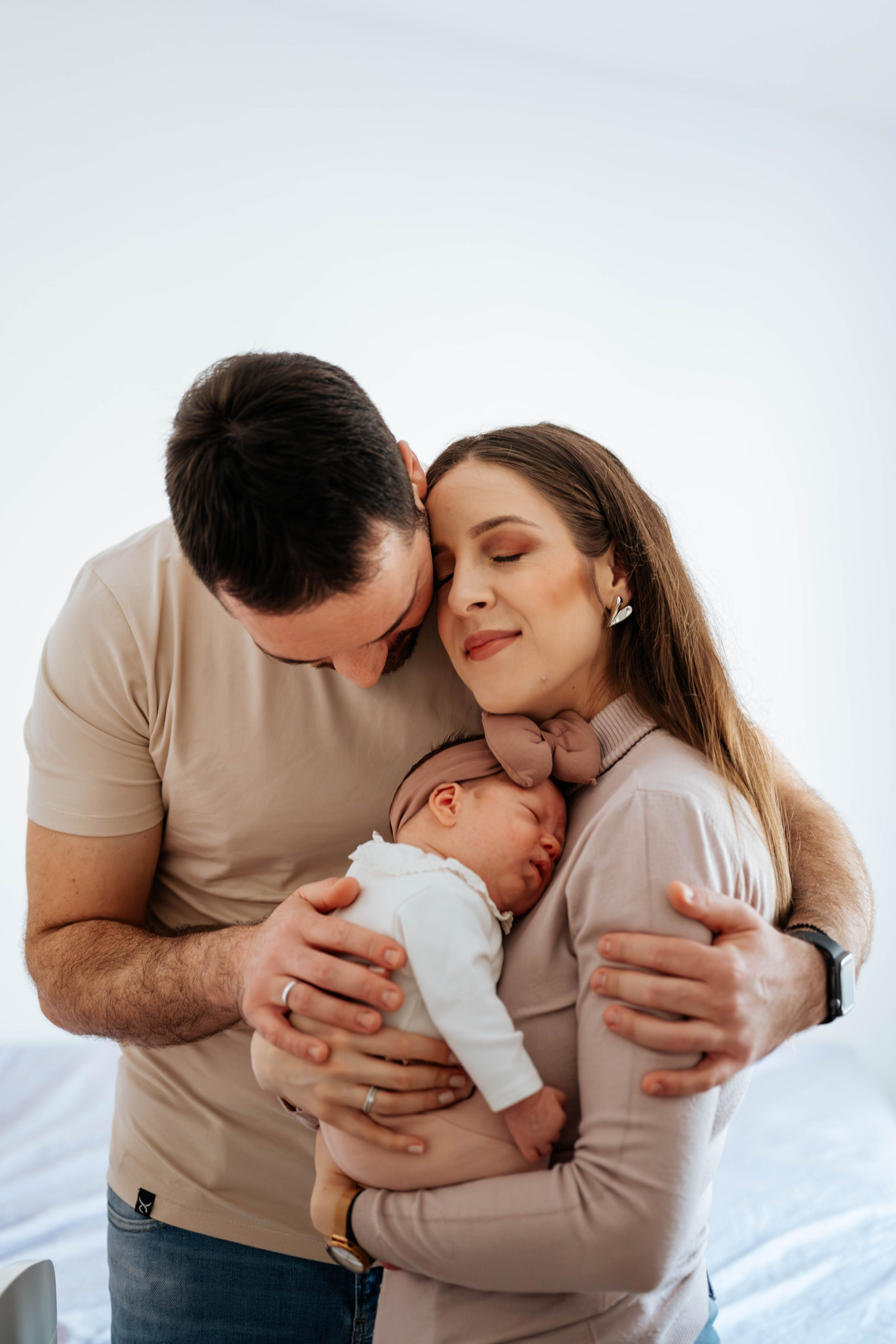 Mila - fotografisanje bebe kod kuće. Dečiji i porodični fotograf