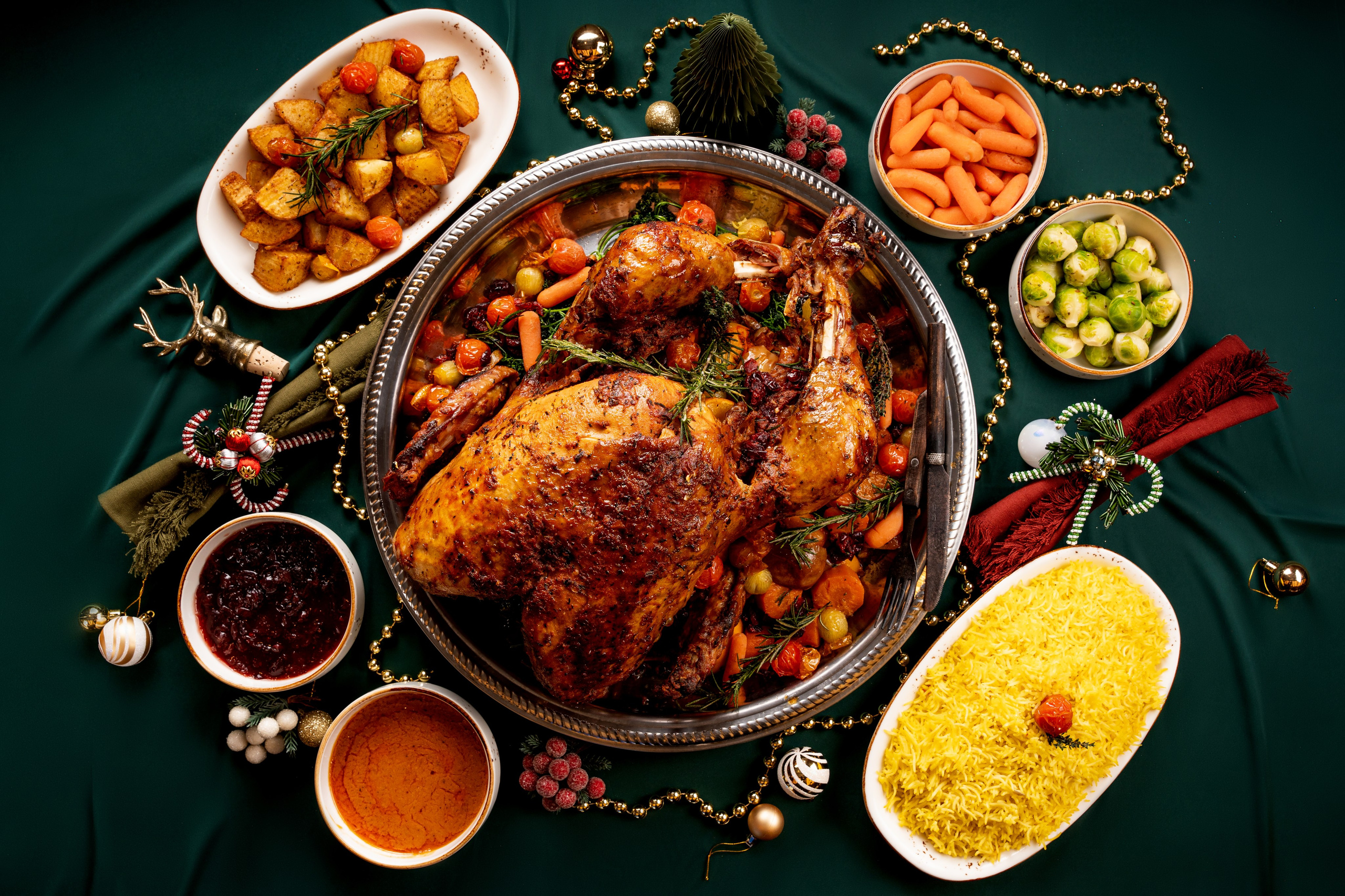 FOOD PHOTO. Photo and video production. Editing & retouching services. Training