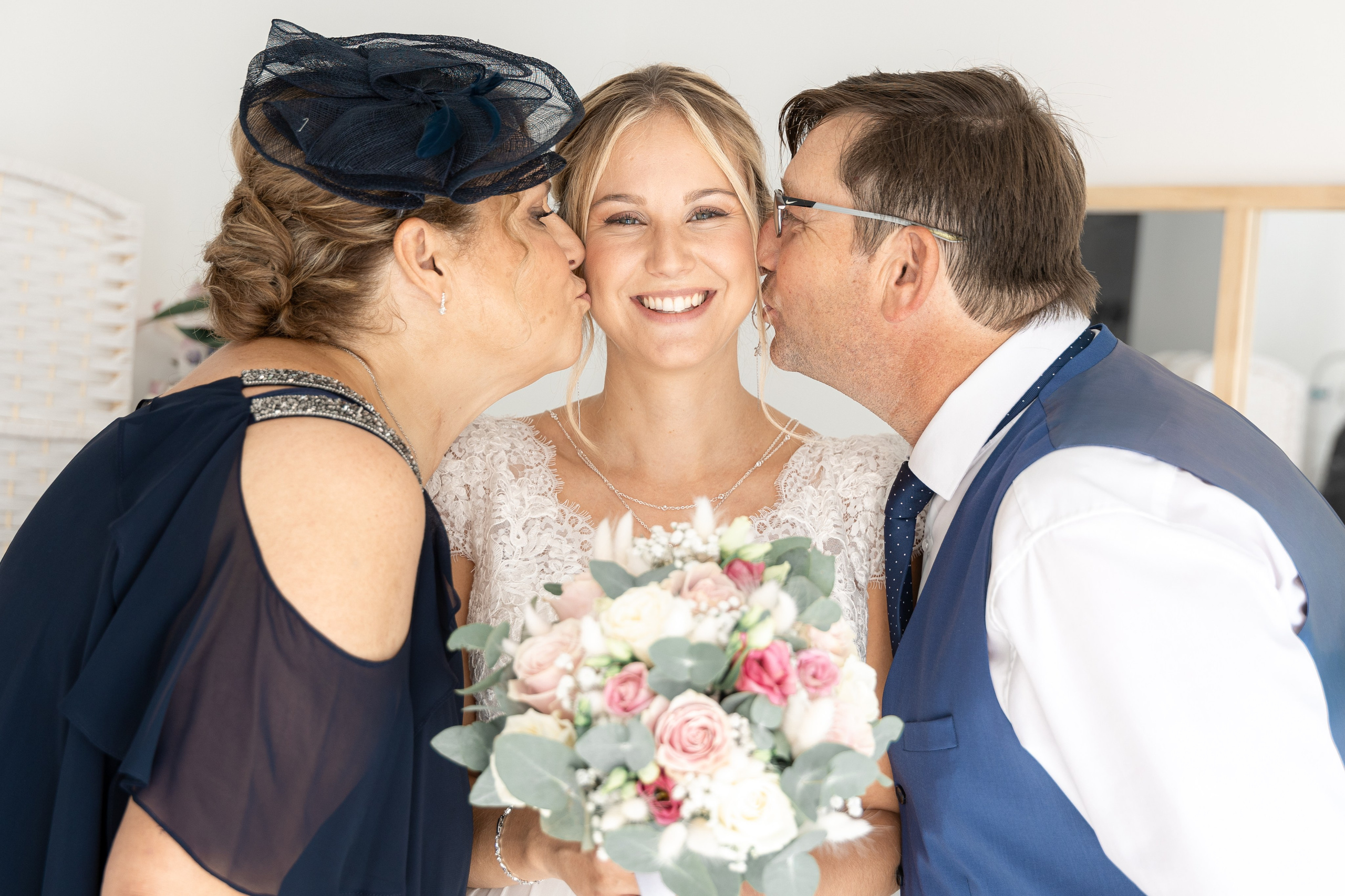 Julie & Aurélien. Wedding-Family photographer, South of France–Paris, Valentina Acrement