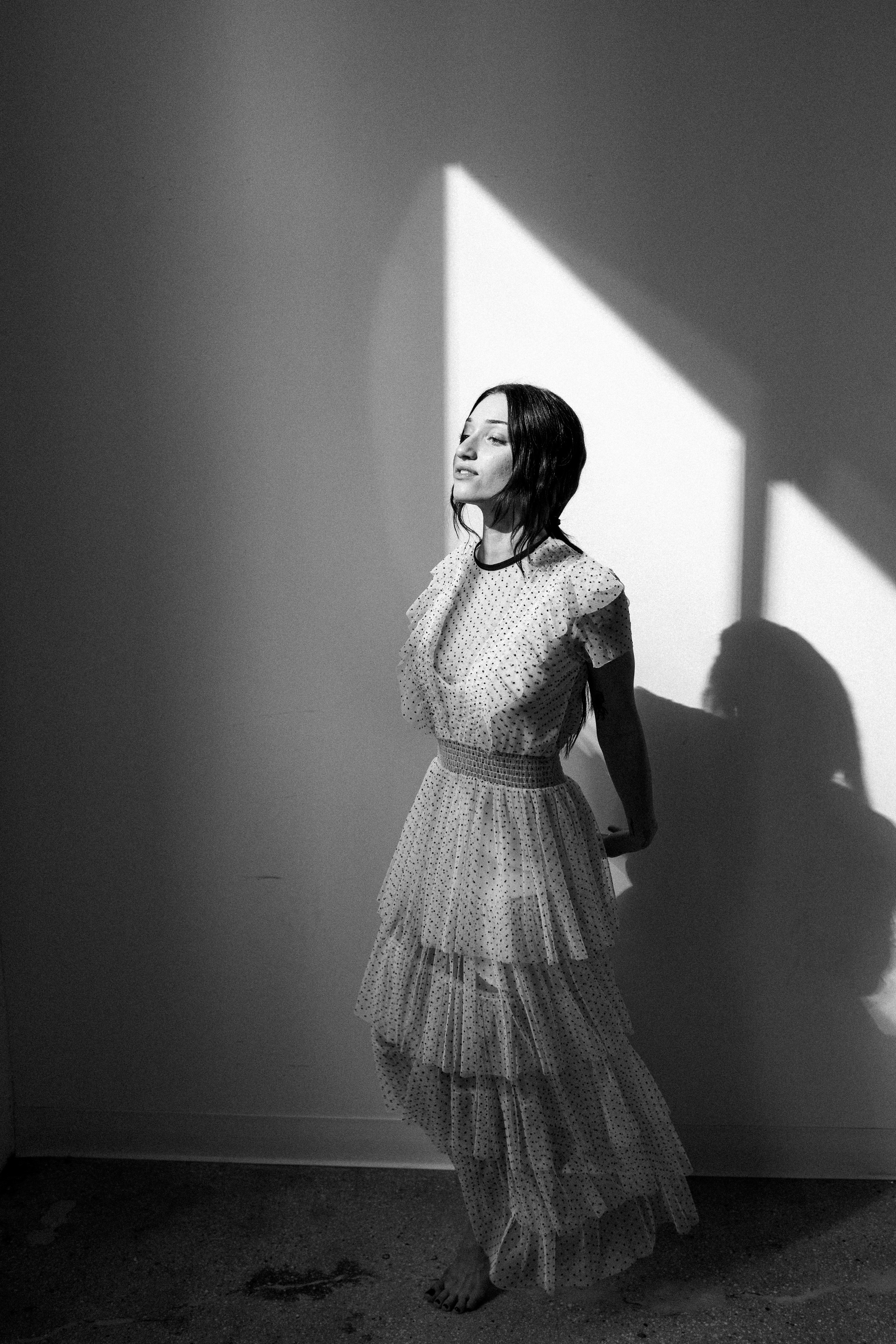 E. Rawnoir- Portrait photography by Daria Paliy.Timeless black&white portraits of women in NYC area