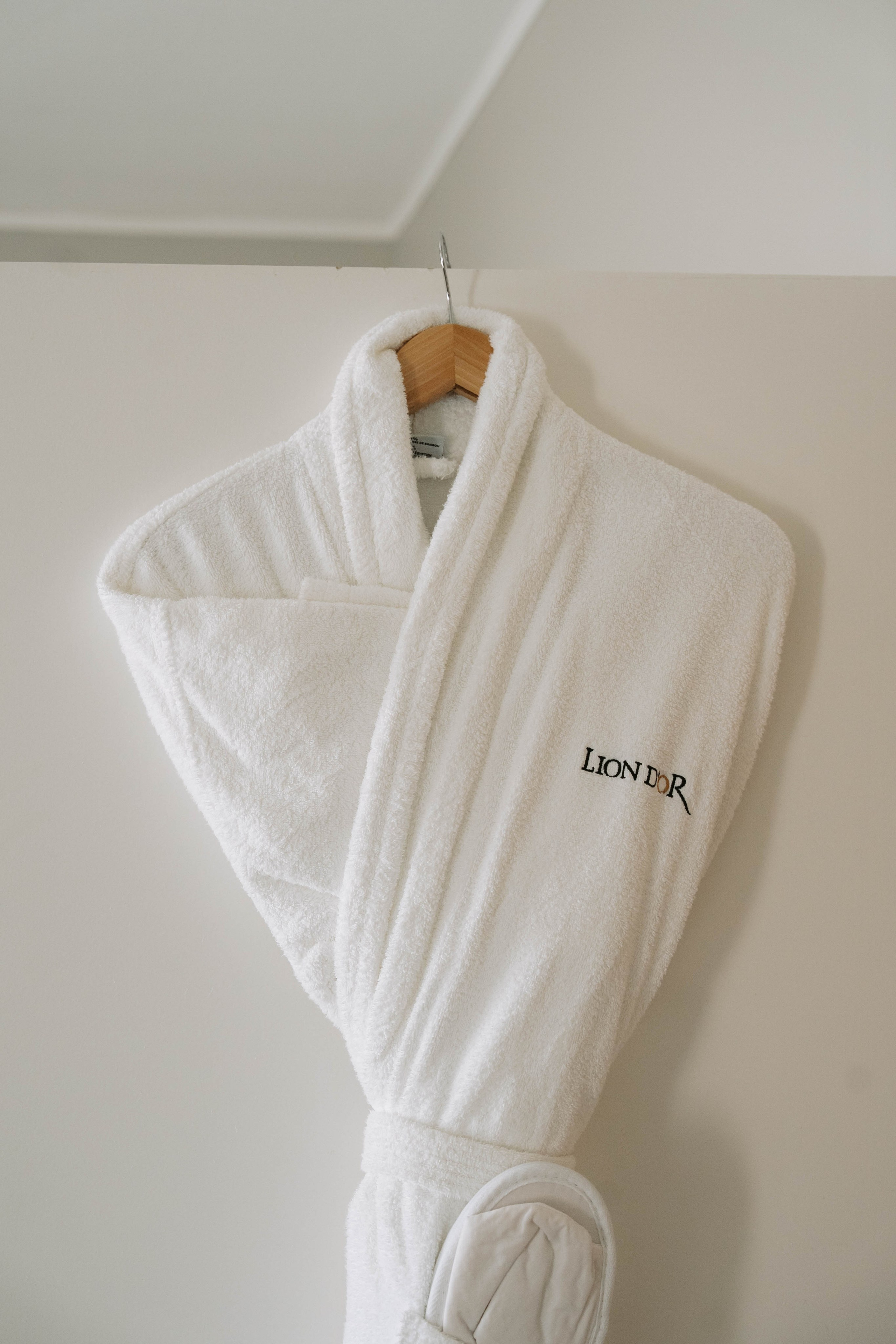 Hôtel Lion d’Or. Weeding photographer / event / portrait