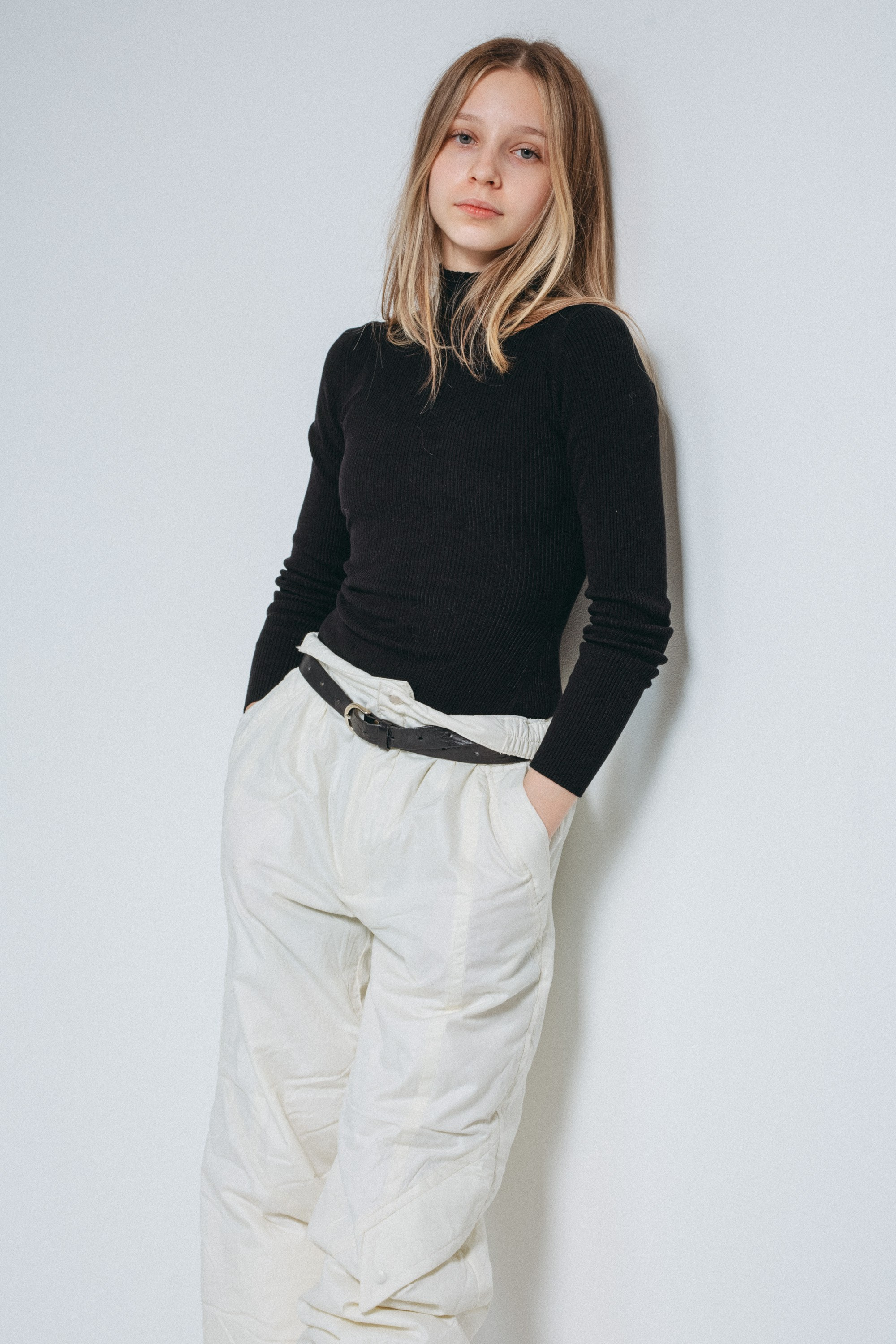 Mallikuvaus ● Lisa. Valokuvaaja Lahti, Helsinki Elena Salonen