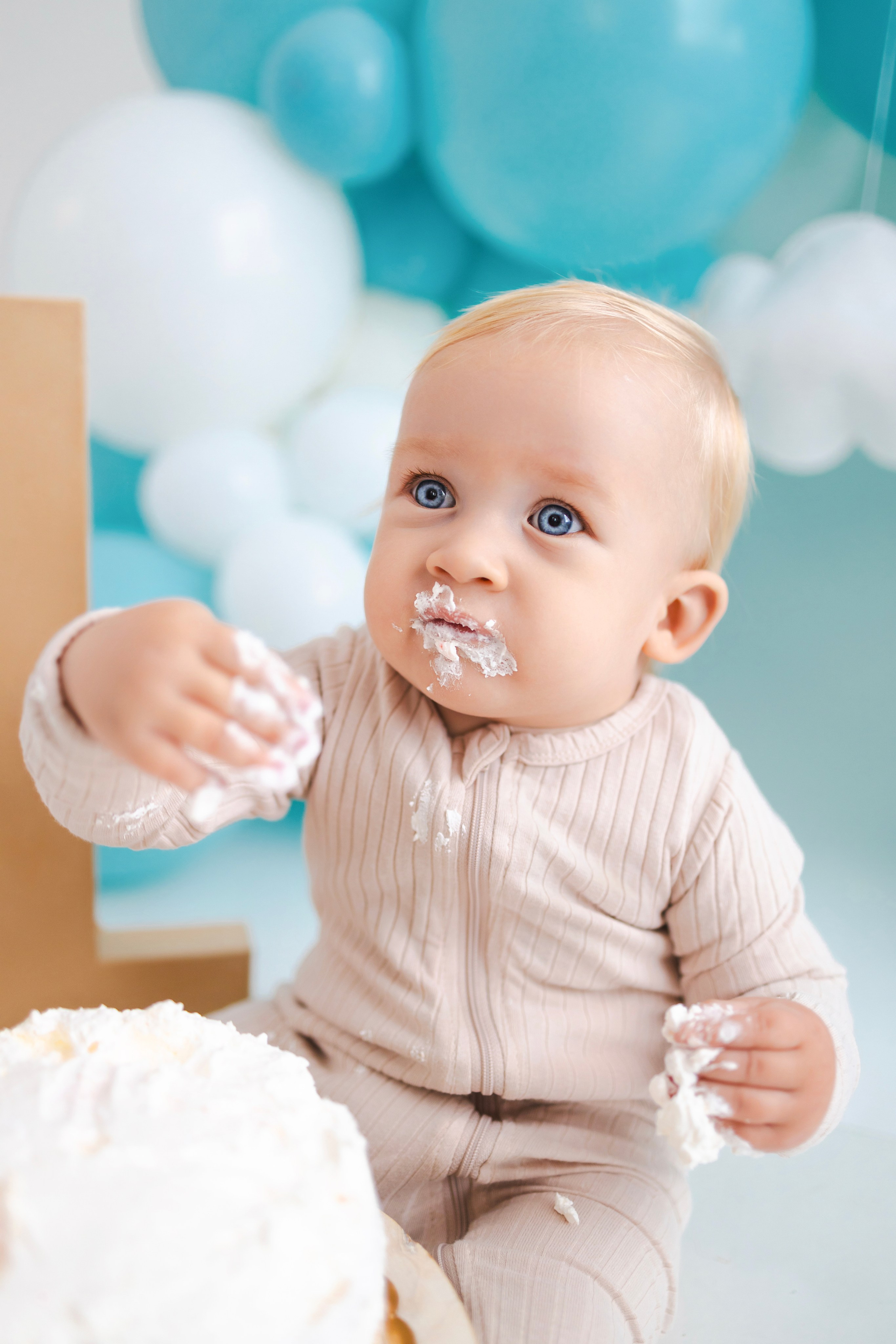 Smash cake. Anaeliseevaphoto.com