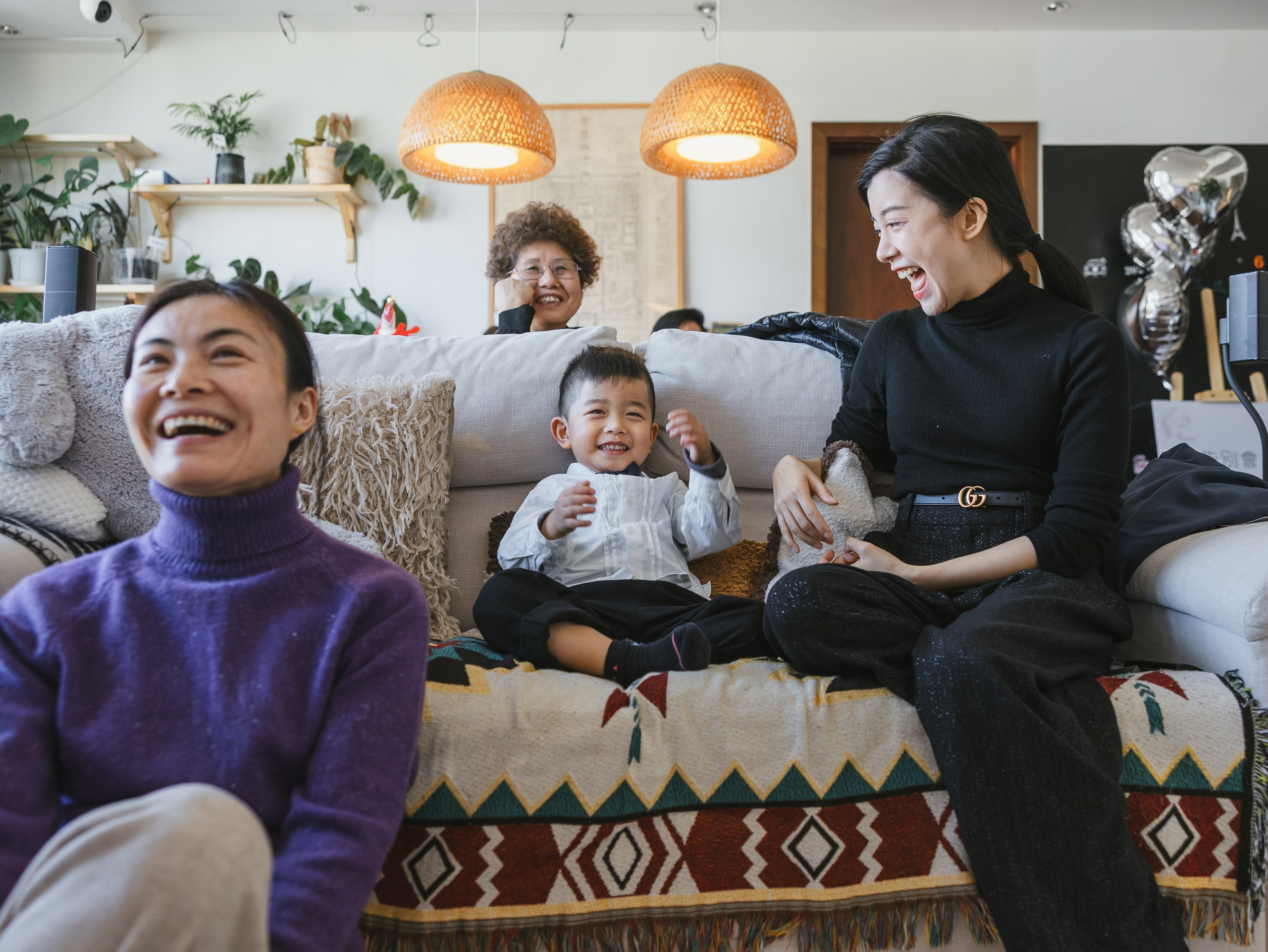 Family photograph in Shanghai. Shanghai Family Photographer Dora