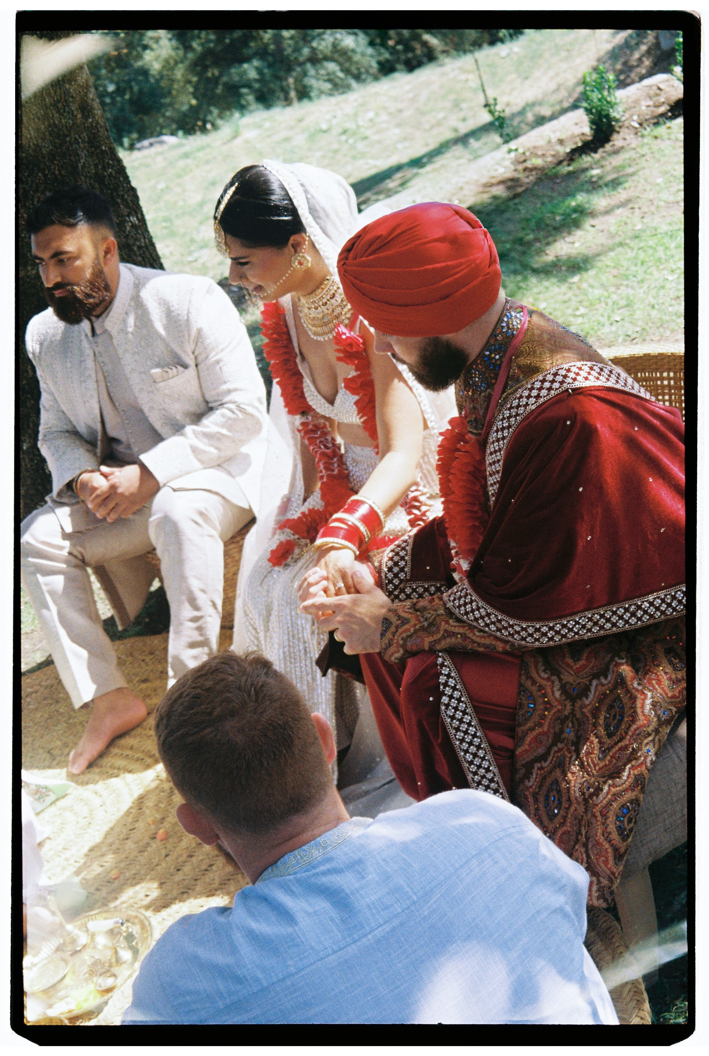 Patrik & Naomi. Monestir Sant Salvi. Paola wedding photographer / videographer in Barcelona