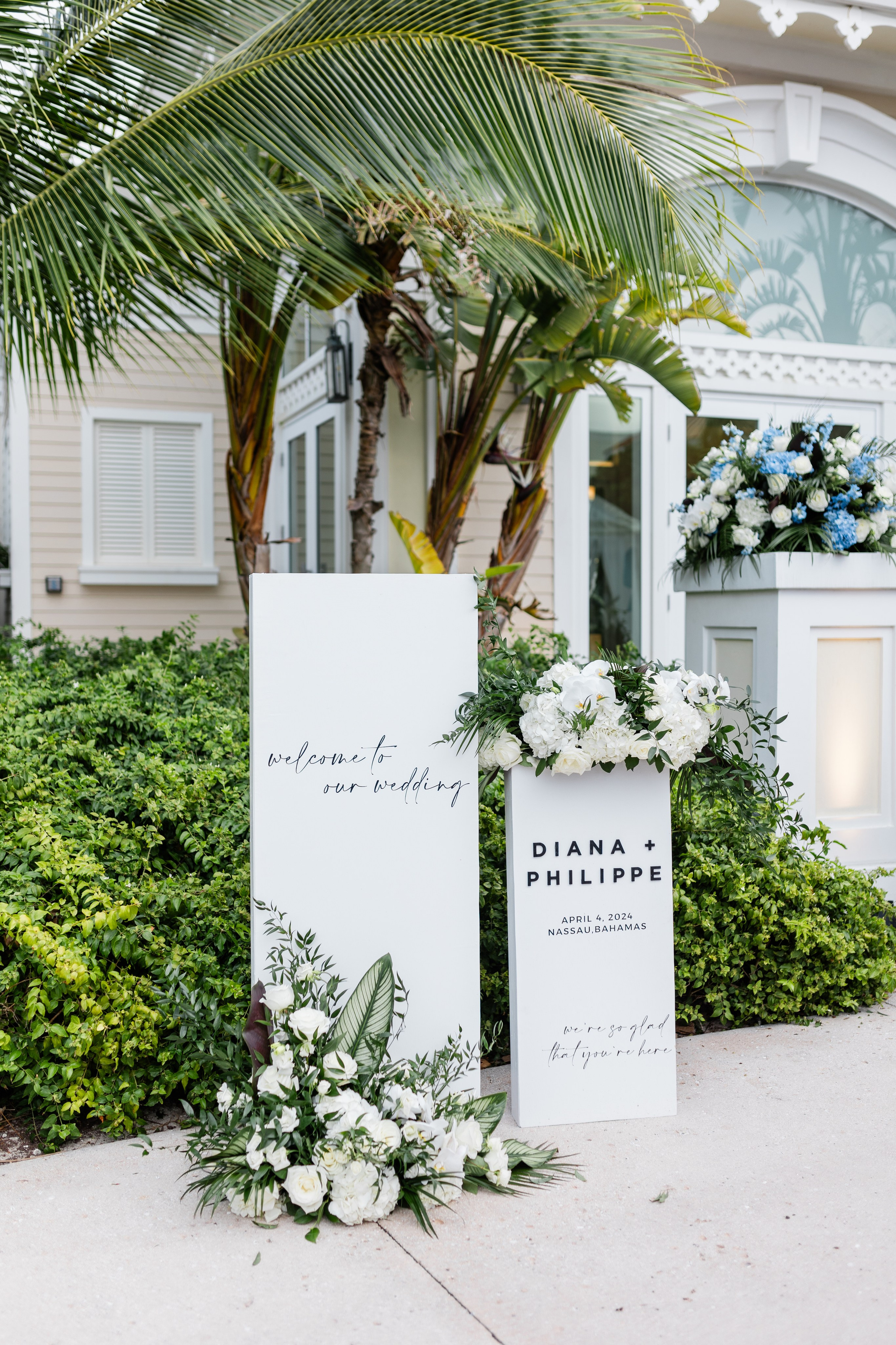 Diana and Filippe Bahamas Wedding. Family and Event photographer in Homestead and Miami areas of Florida