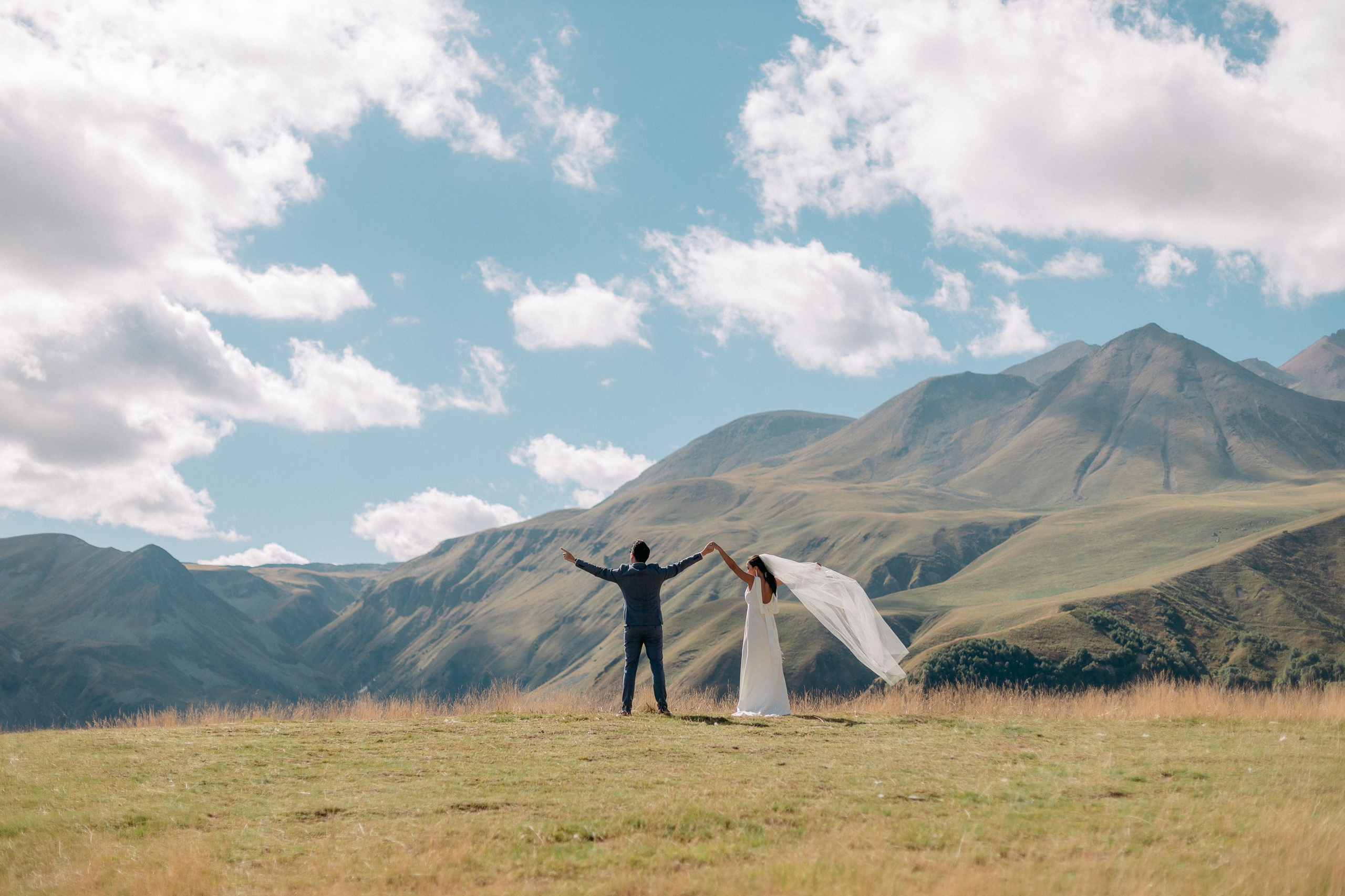 Gudauri (2,5 hours from Tbilisi)/Гудаури (2,5 часа от Тбилиси). Photographer Anna Nazarenko
