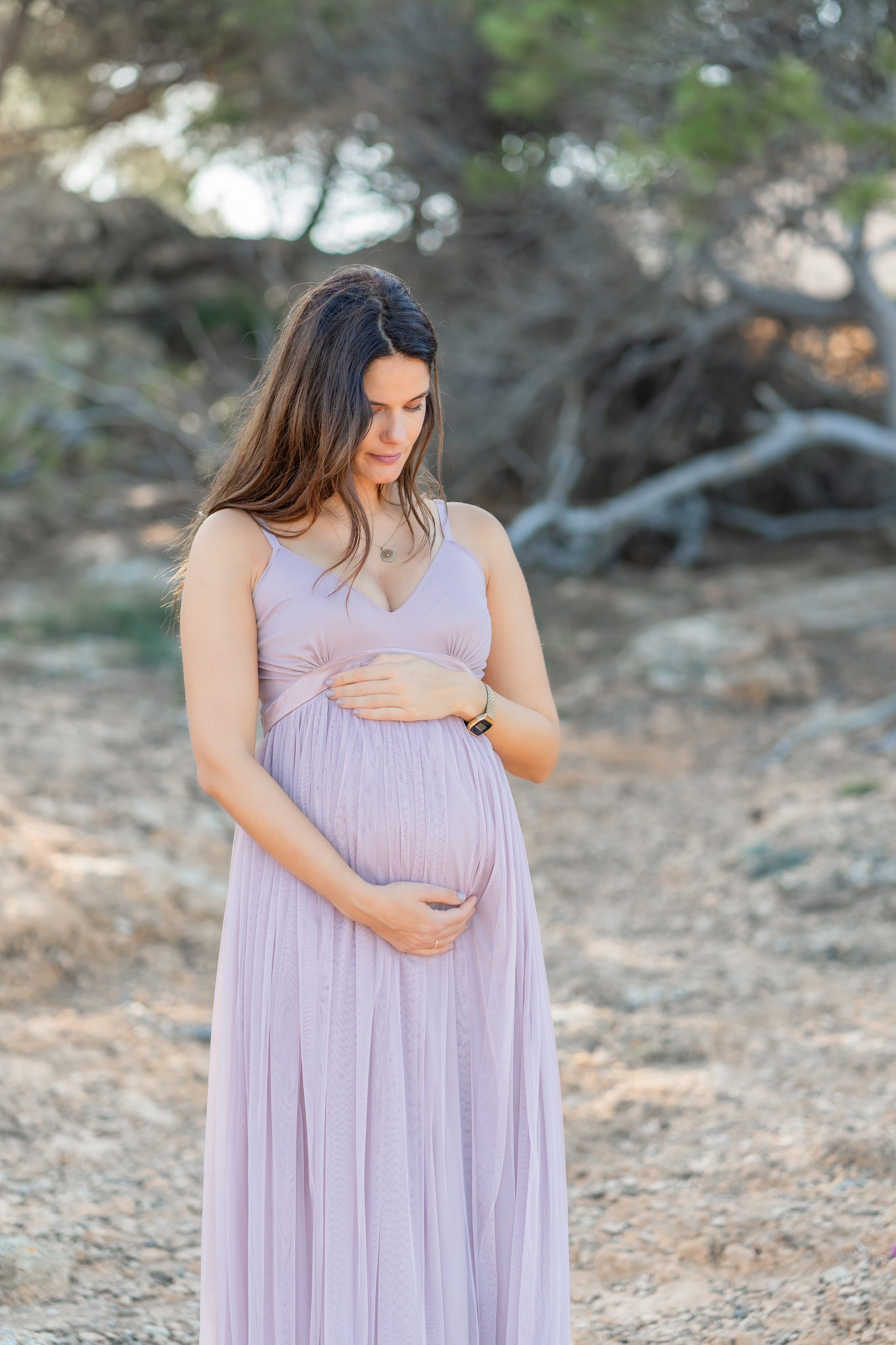 Babybauch Shooting Mallorca. Deine Fotografin auf Mallorca für Familien und Business