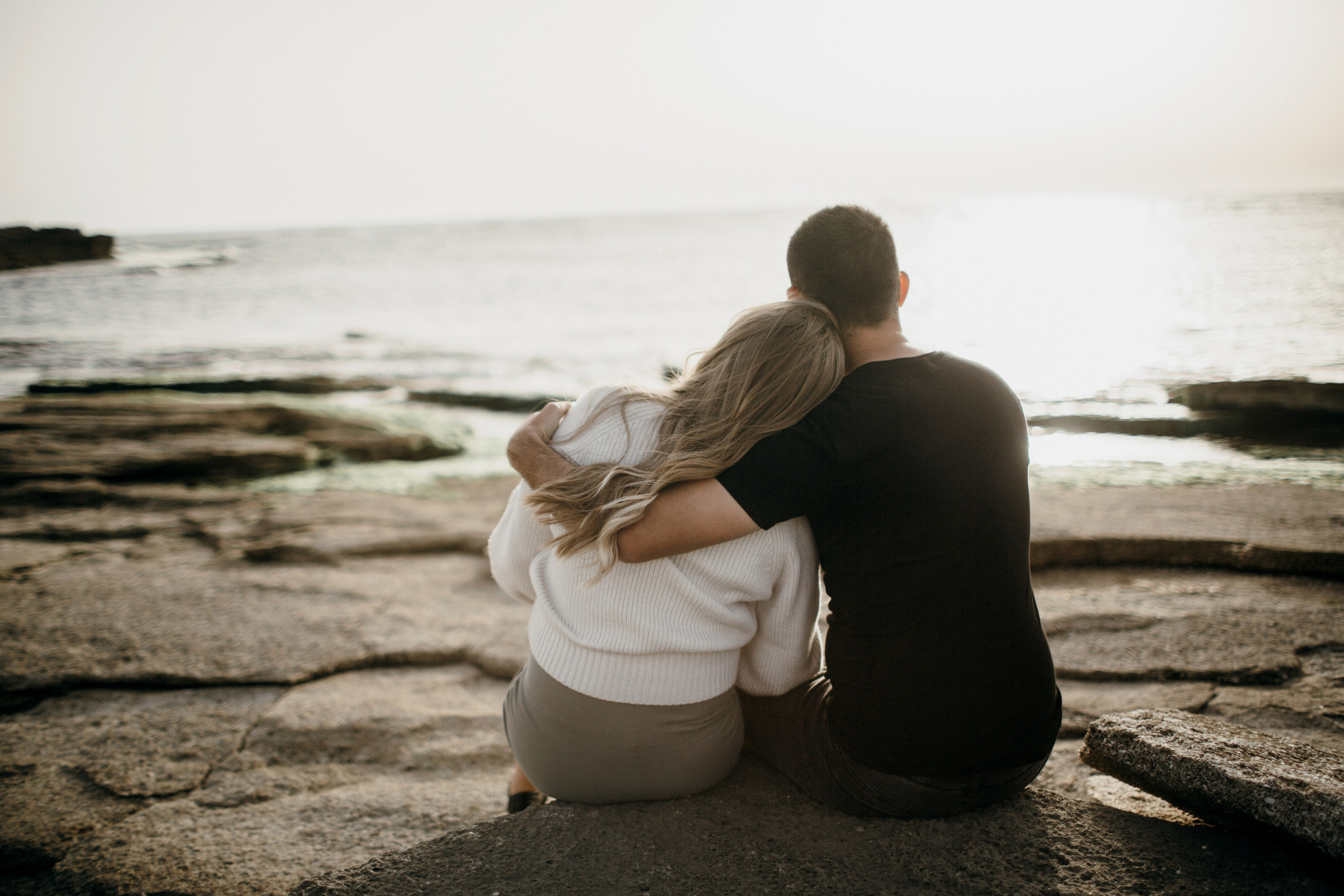 Sasha & Inna at HaBonim beach. Family photographer in Israel