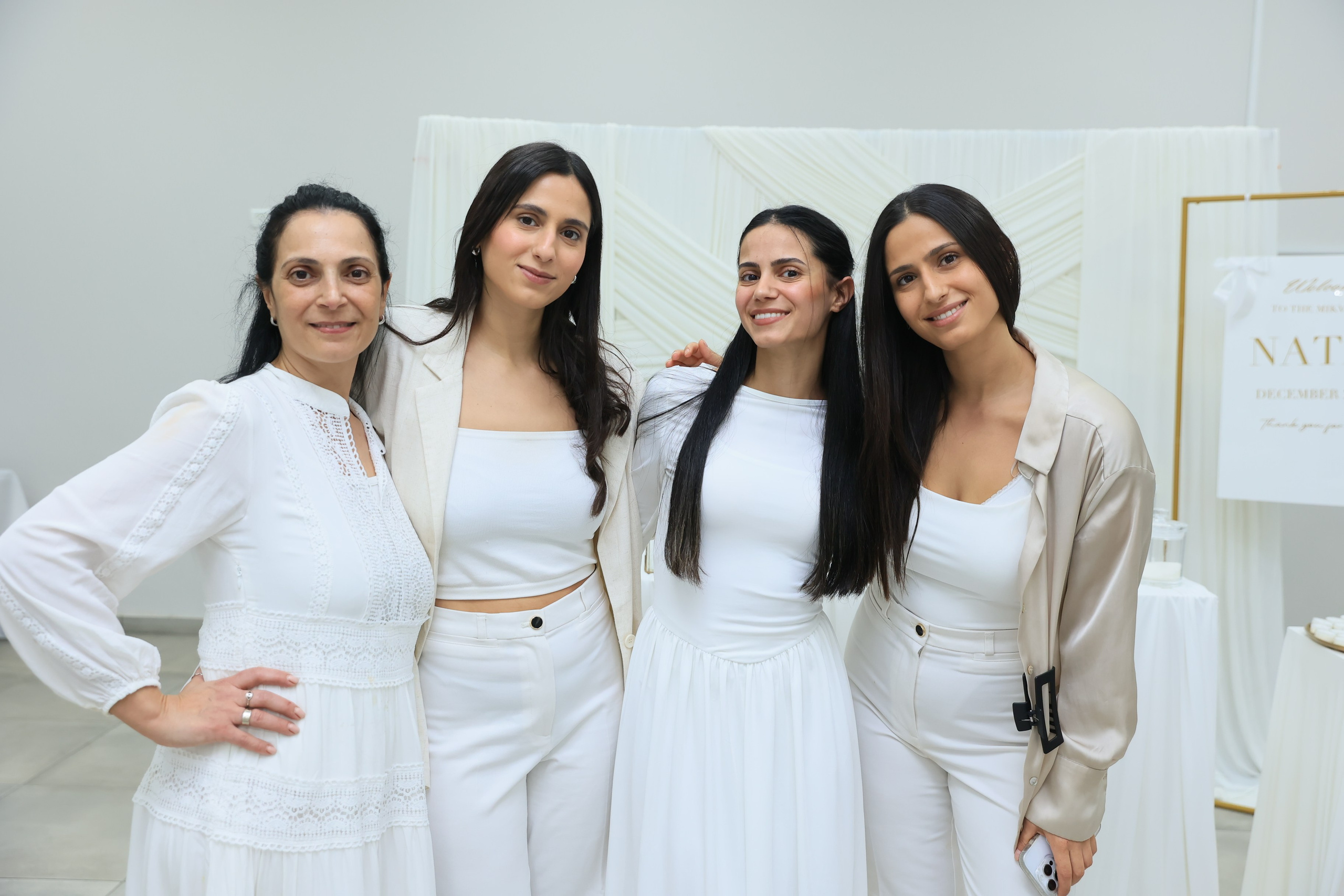 נטף הפרשת חלה. שני ויזל | צלמת הריון, צילומי משפחה וצילומי בוק בת מצווה