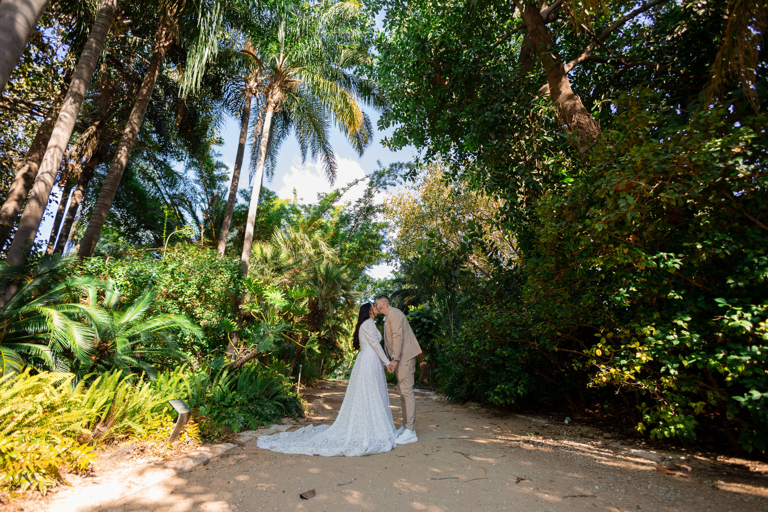 L & A. משה מנשה צלם חתונות